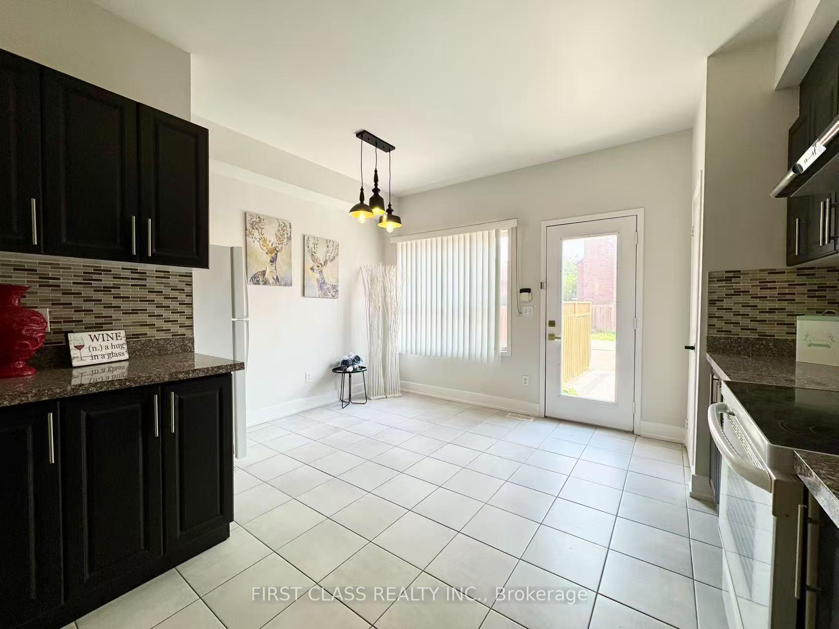 Photo 22 of 207 Bur Oak Avenue, Markham, Berczy — HOMEH
