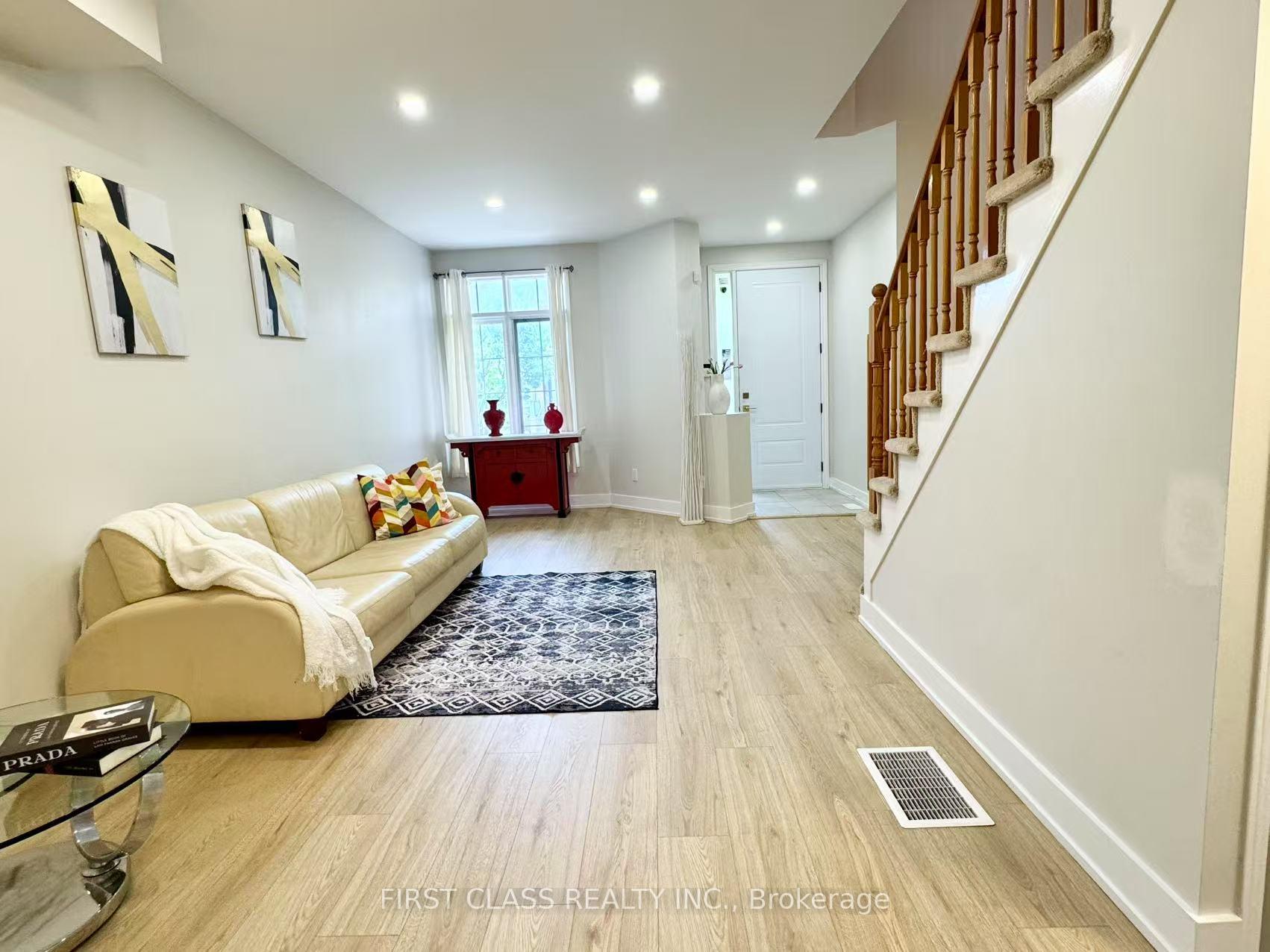 Photo 26 of 207 Bur Oak Avenue, Markham, Berczy — HOMEH