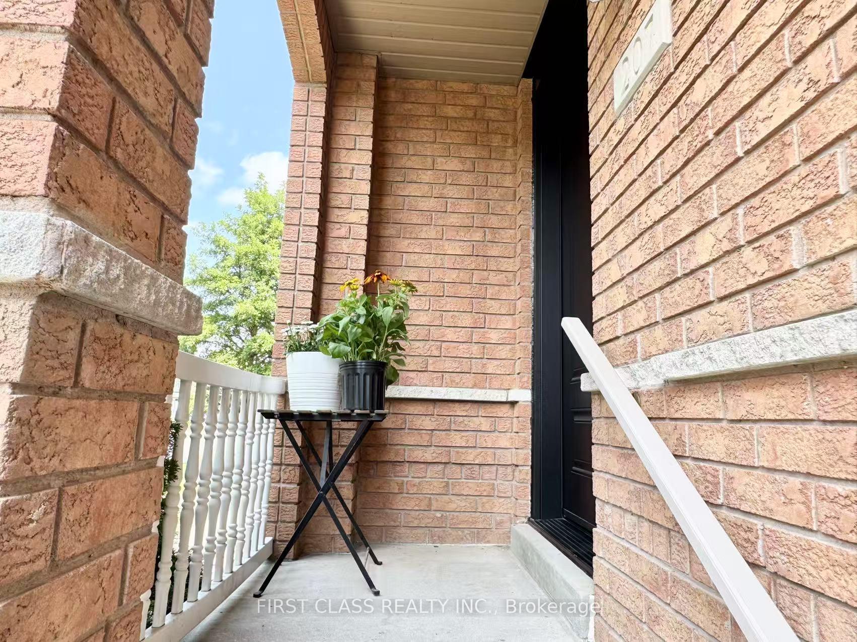 Photo 27 of 207 Bur Oak Avenue, Markham, Berczy — HOMEH