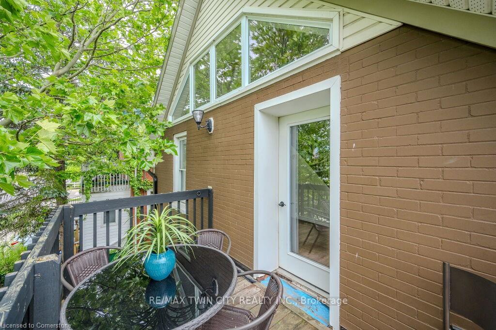 Photo 27 of 33 Glasgow Street, Kitchener — HOMEH