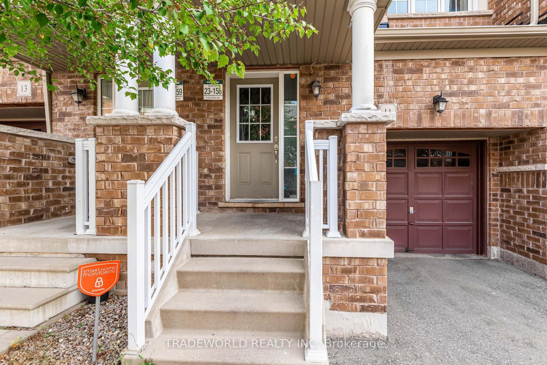 Photo 2 of 11 Roy Grove Way, Markham, Greensborough — HOMEH
