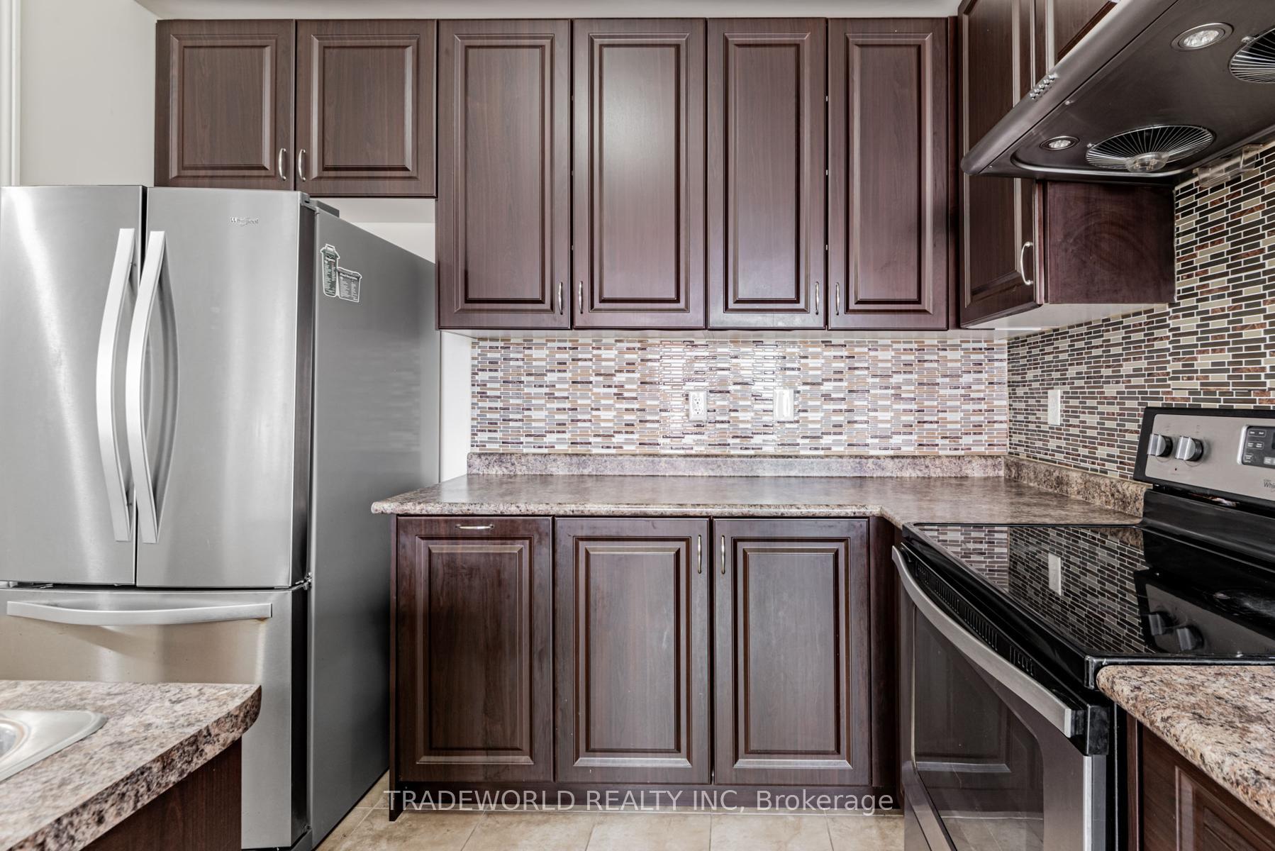 Photo 12 of 11 Roy Grove Way, Markham, Greensborough — HOMEH