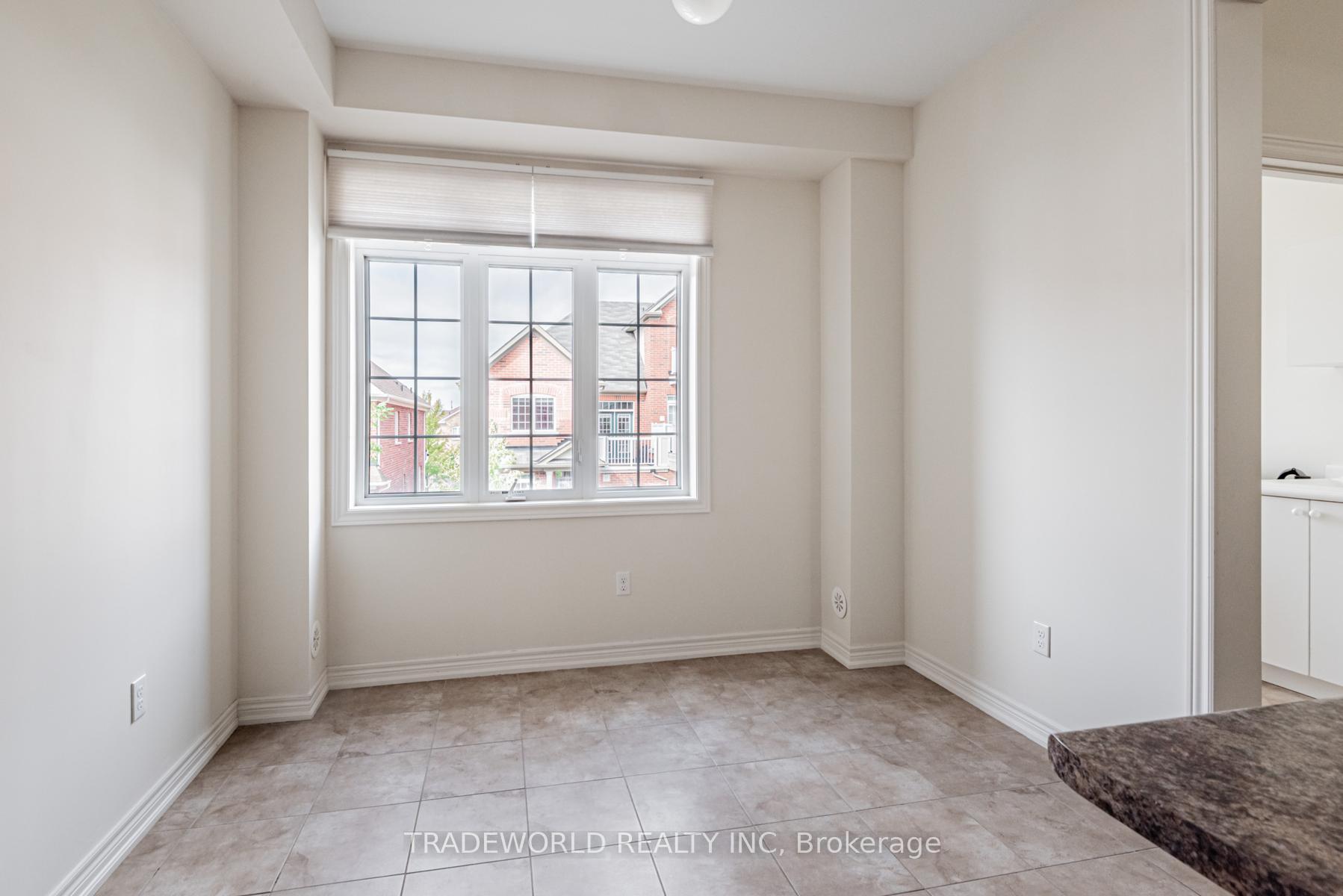 Photo 15 of 11 Roy Grove Way, Markham, Greensborough — HOMEH