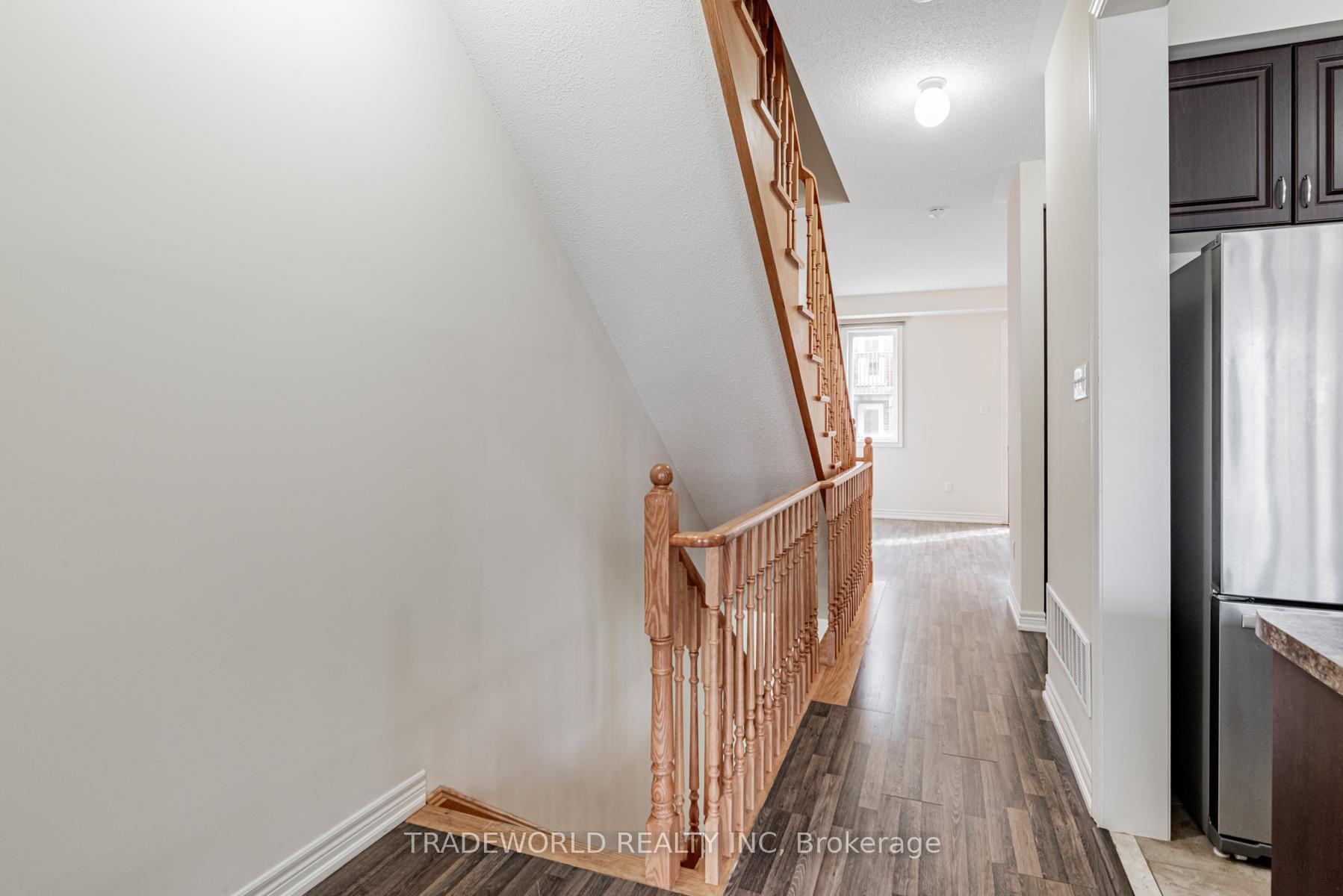 Photo 18 of 11 Roy Grove Way, Markham, Greensborough — HOMEH
