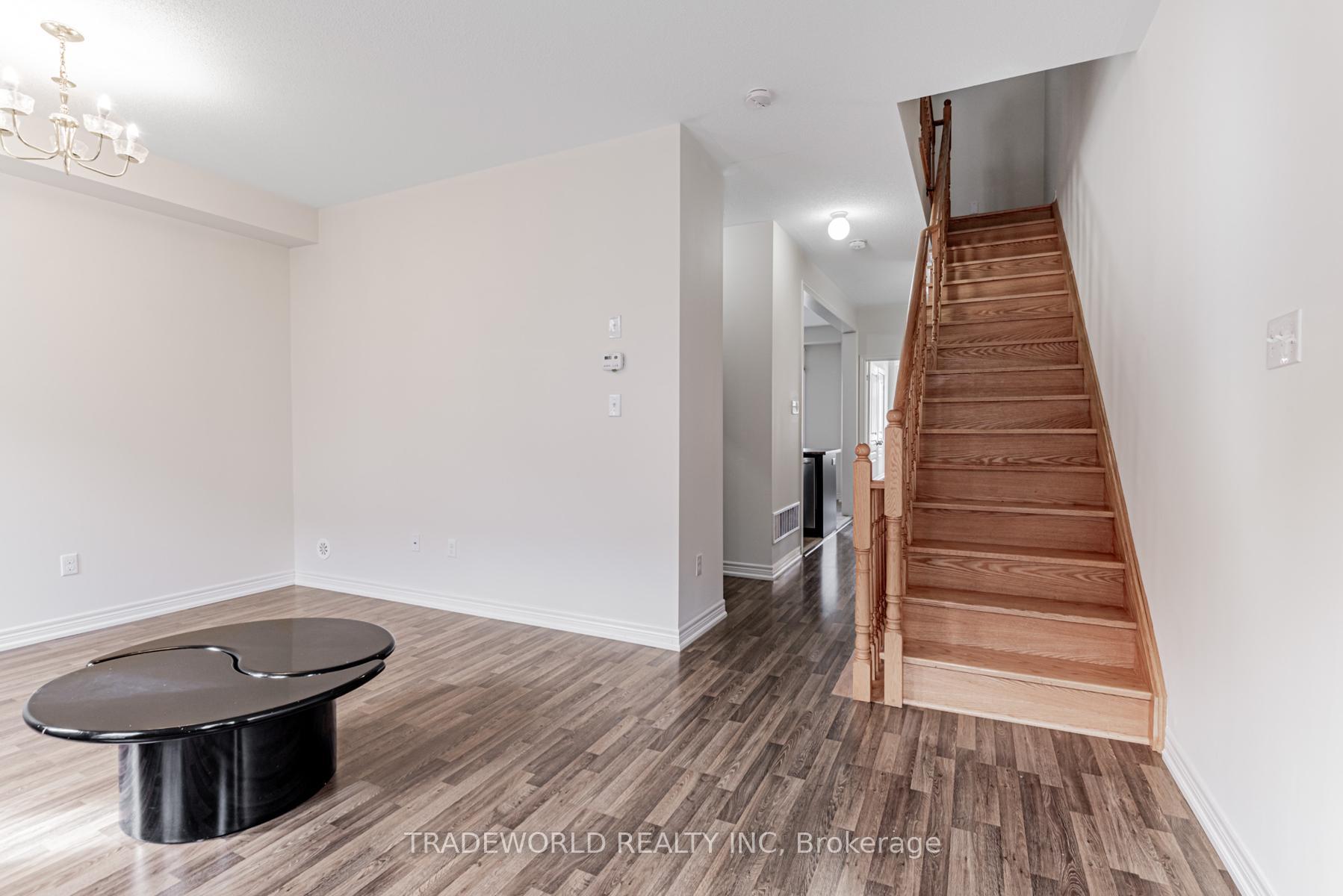 Photo 25 of 11 Roy Grove Way, Markham, Greensborough — HOMEH