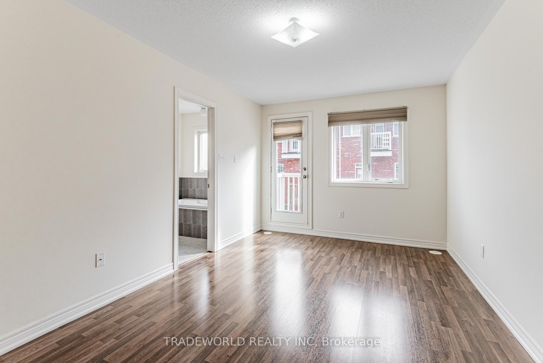 Photo 28 of 11 Roy Grove Way, Markham, Greensborough — HOMEH