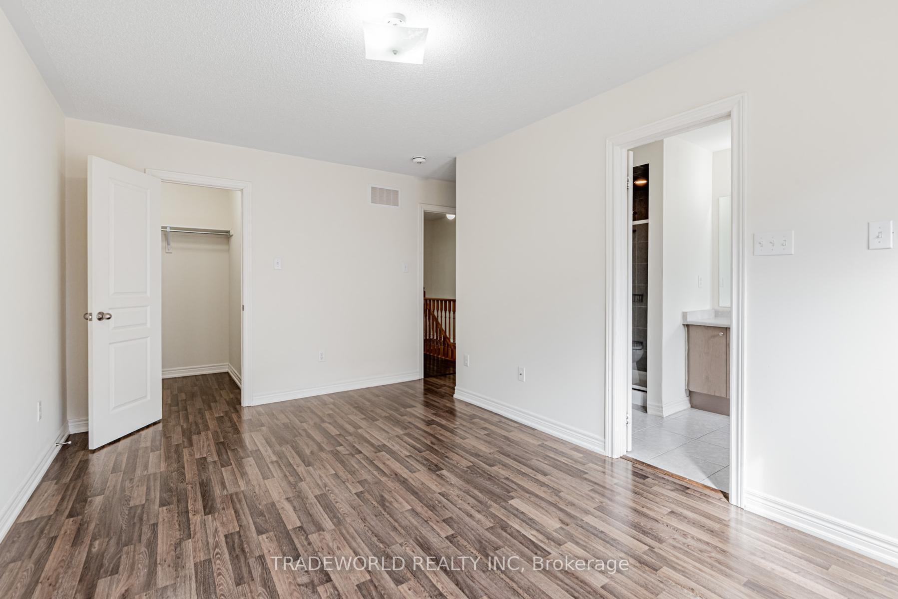 Photo 29 of 11 Roy Grove Way, Markham, Greensborough — HOMEH