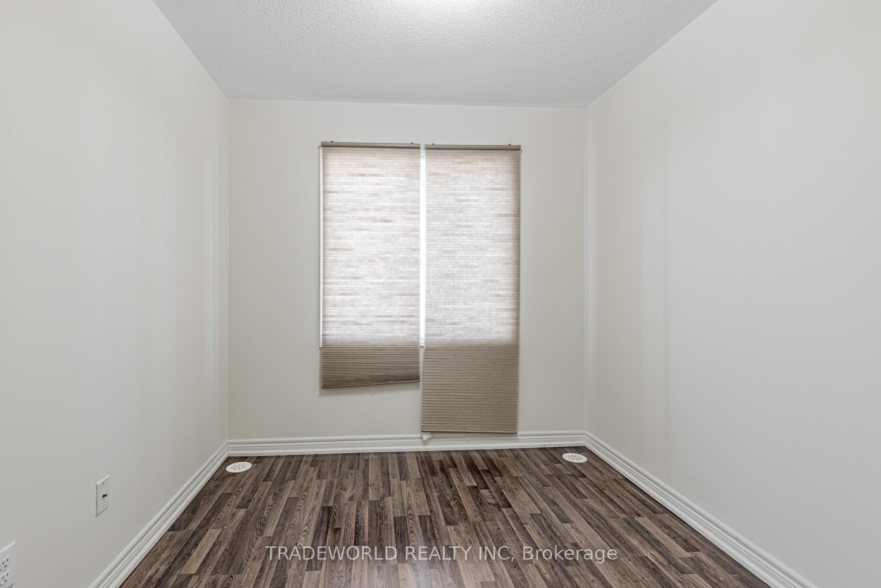 Photo 33 of 11 Roy Grove Way, Markham, Greensborough — HOMEH