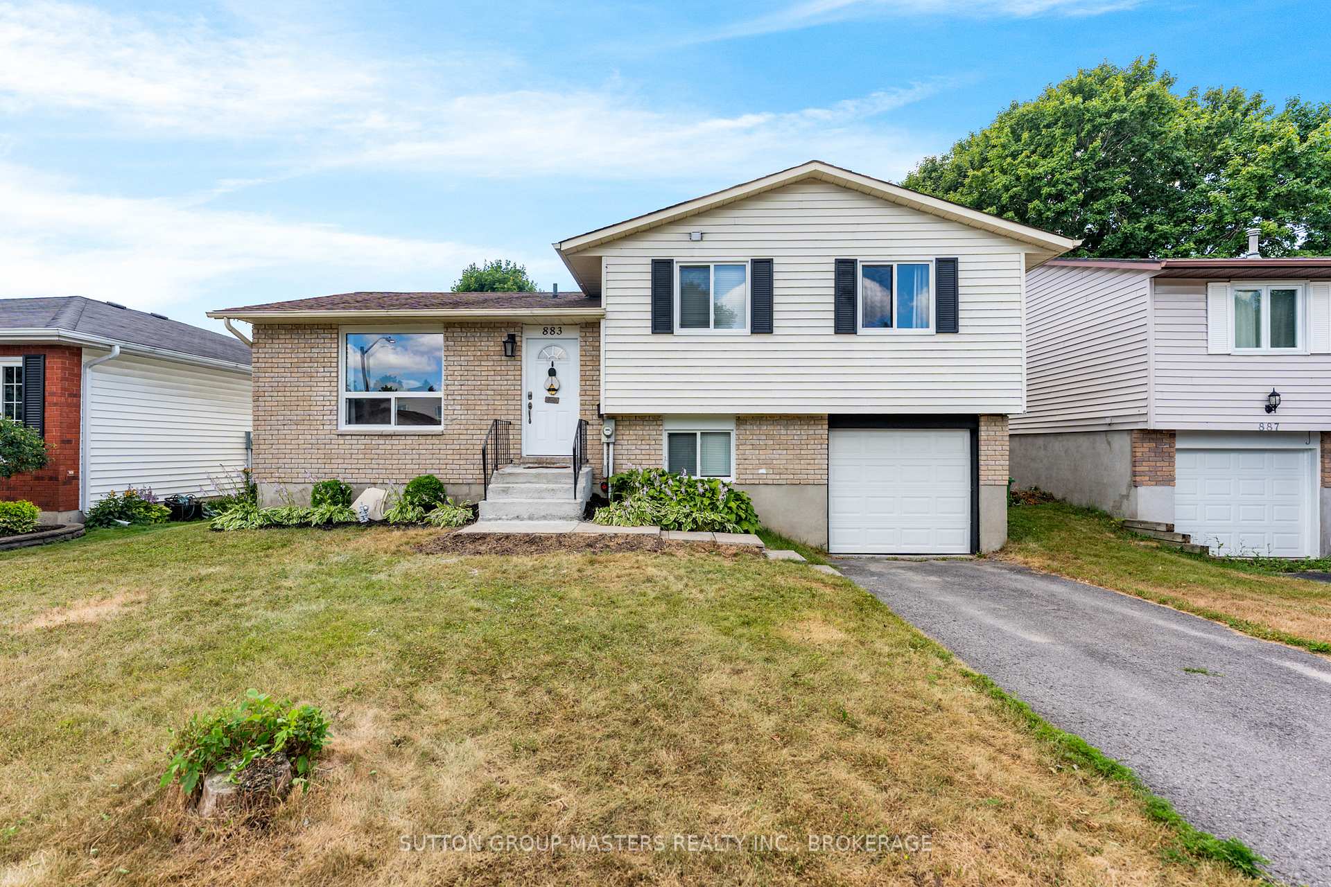 Photo 2 of 883 Old Colony Road, Kingston, North of Taylor-Kidd Blvd — HOMEH