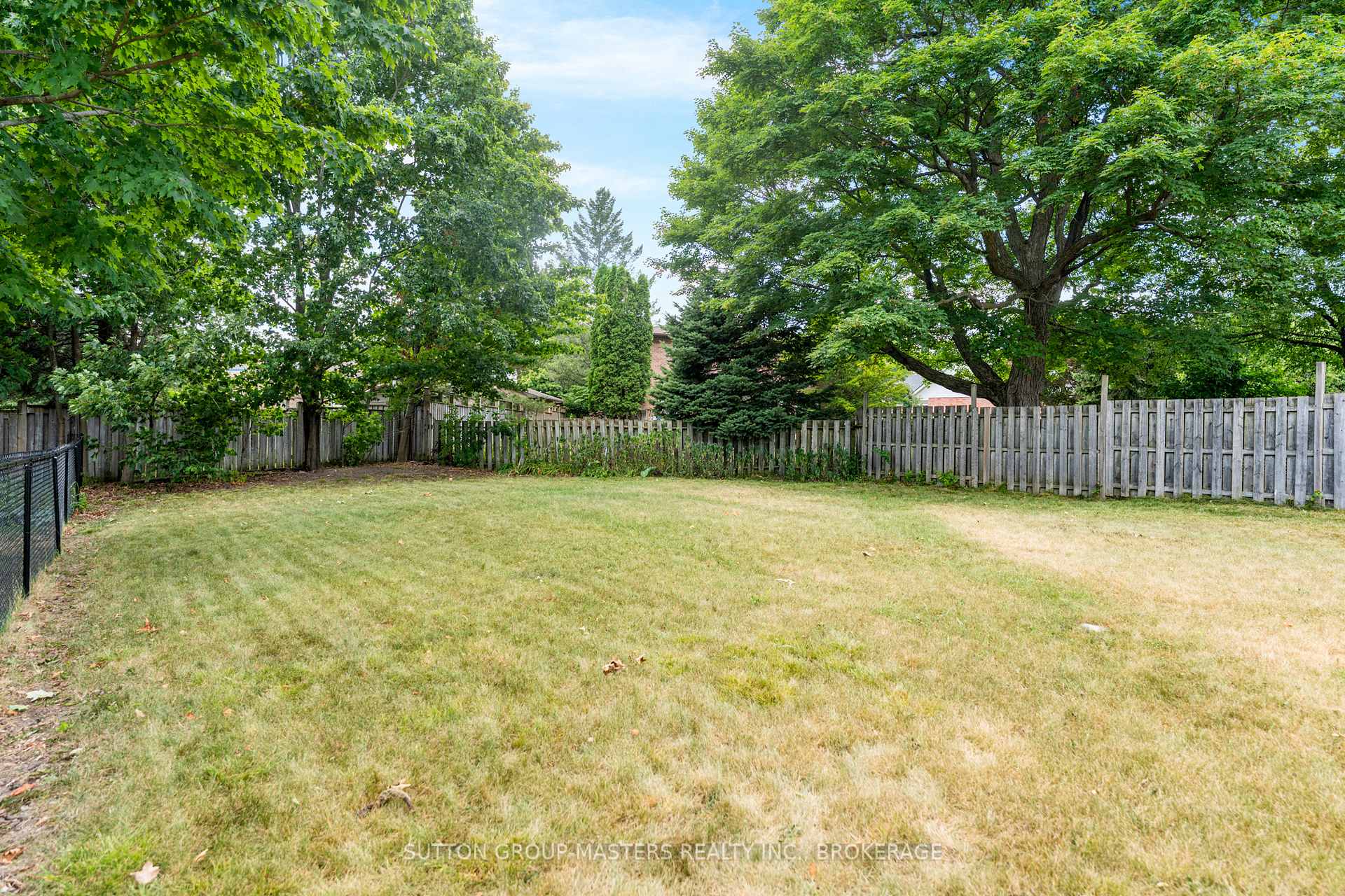 Photo 39 of 883 Old Colony Road, Kingston, North of Taylor-Kidd Blvd — HOMEH
