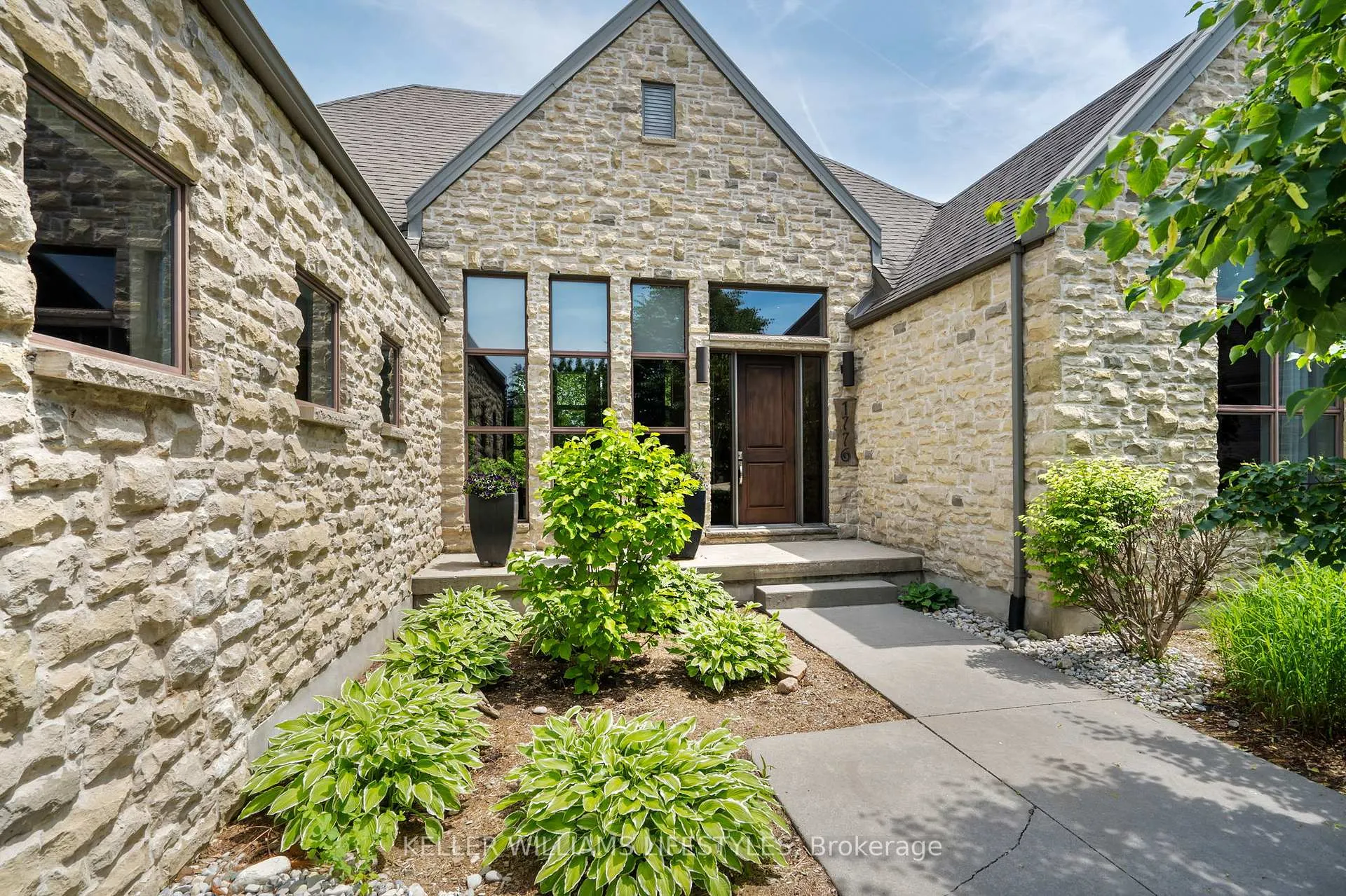 Photo of 649 Valleystream Walk