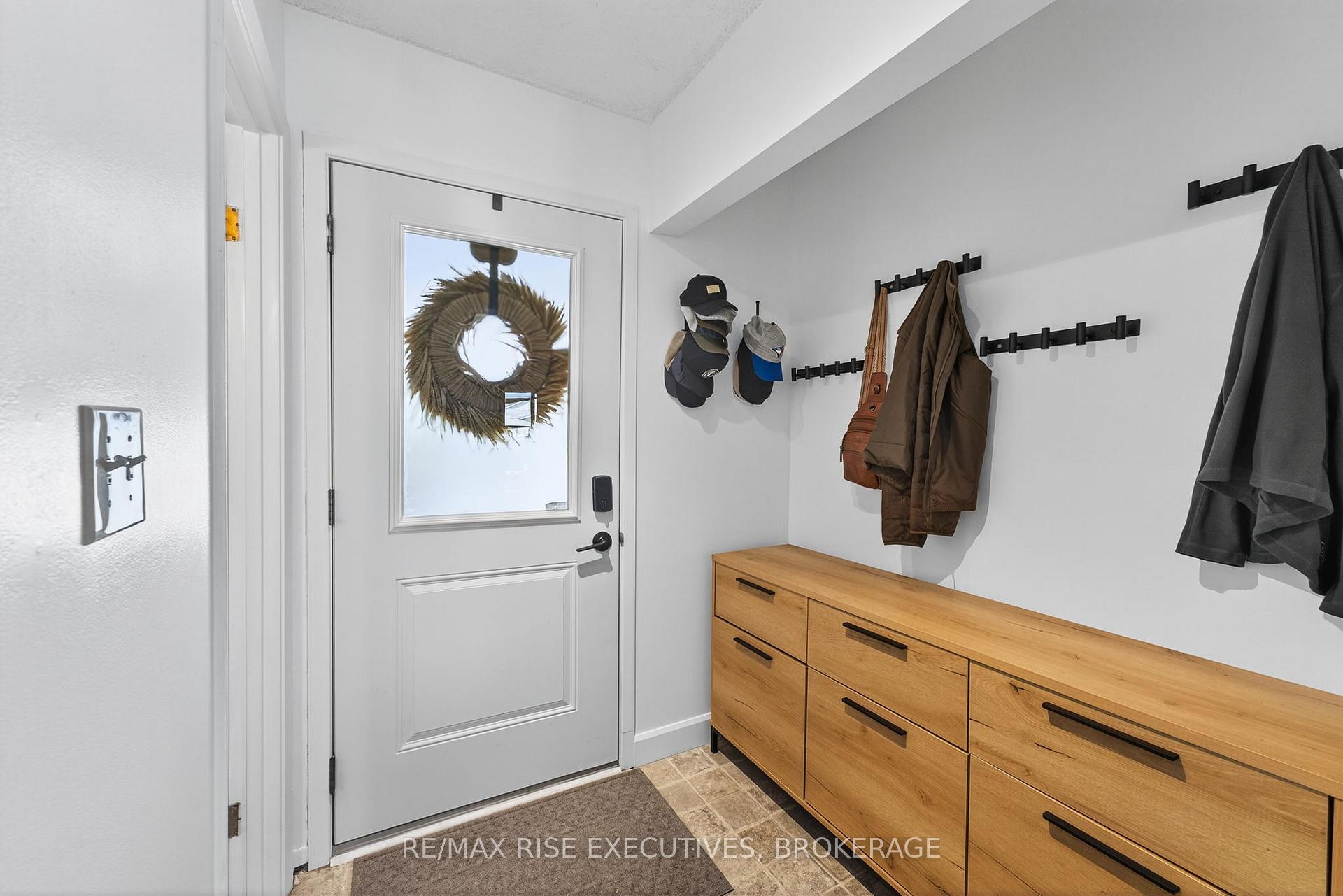 Photo 3 of 794 Littlestone Crescent, Kingston, East Gardiners Rd — HOMEH
