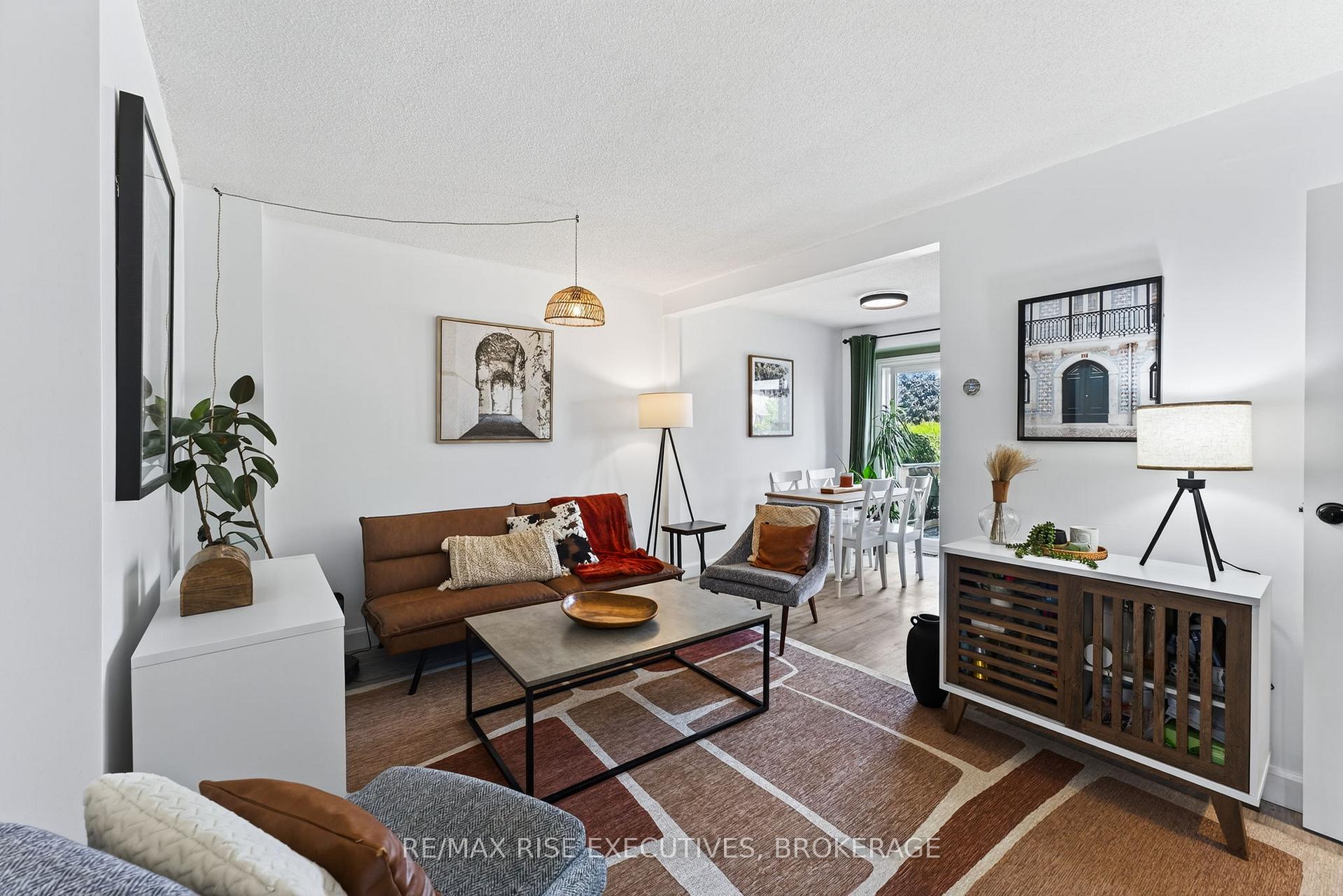 Photo 6 of 794 Littlestone Crescent, Kingston, East Gardiners Rd — HOMEH