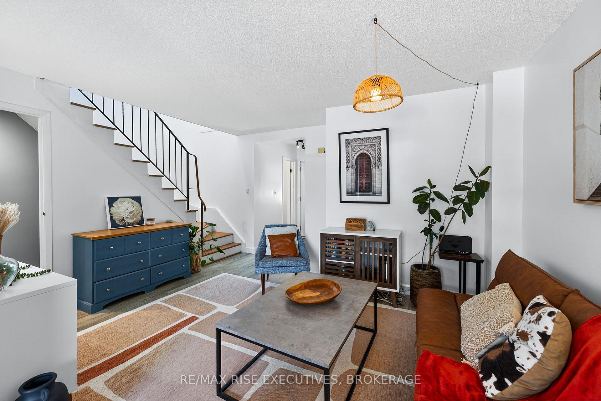 Photo 7 of 794 Littlestone Crescent, Kingston, East Gardiners Rd — HOMEH