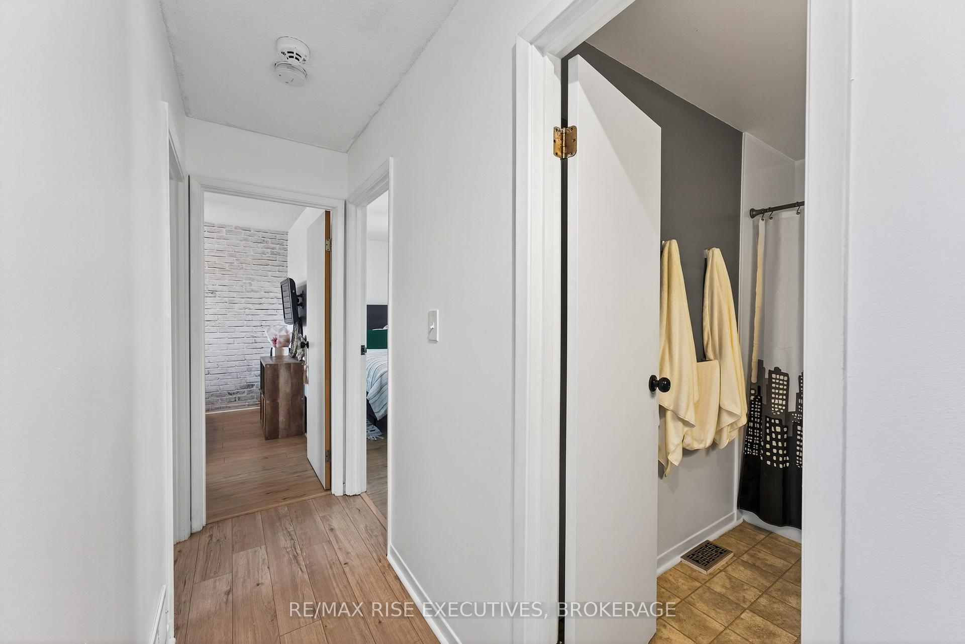 Photo 18 of 794 Littlestone Crescent, Kingston, East Gardiners Rd — HOMEH
