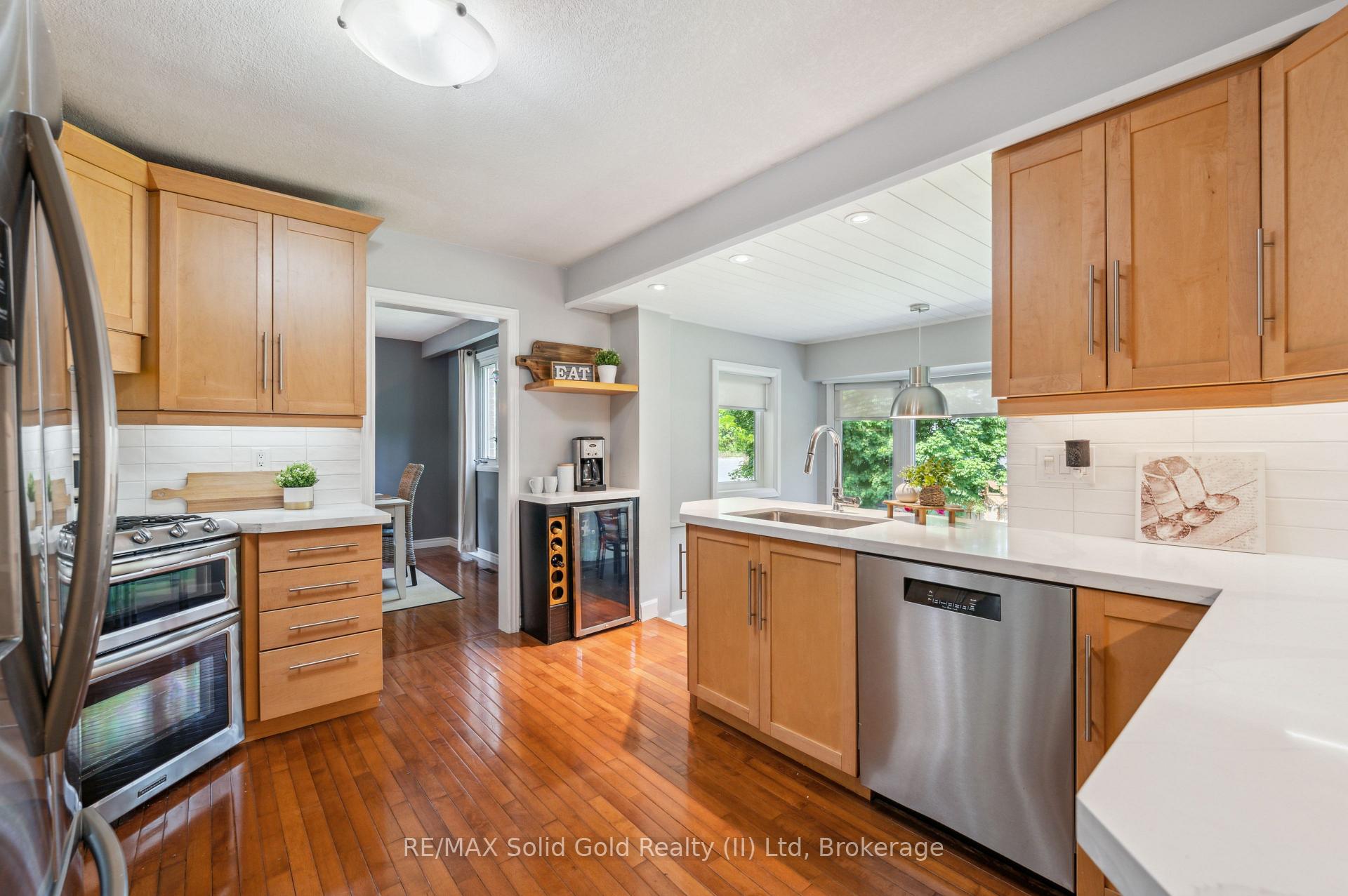 Photo 13 of 44 Sandsprings Court, Kitchener — HOMEH