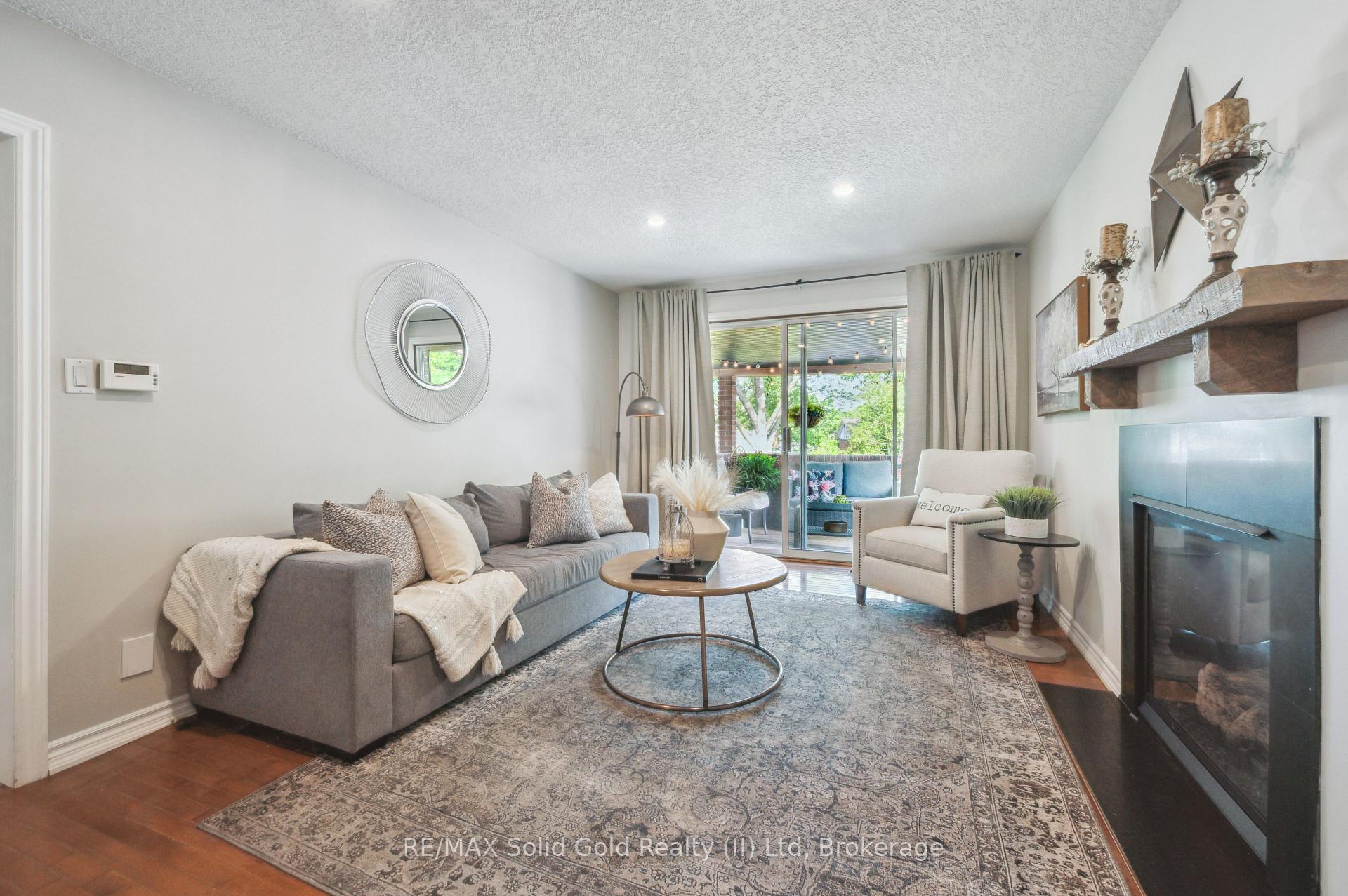 Photo 16 of 44 Sandsprings Court, Kitchener — HOMEH