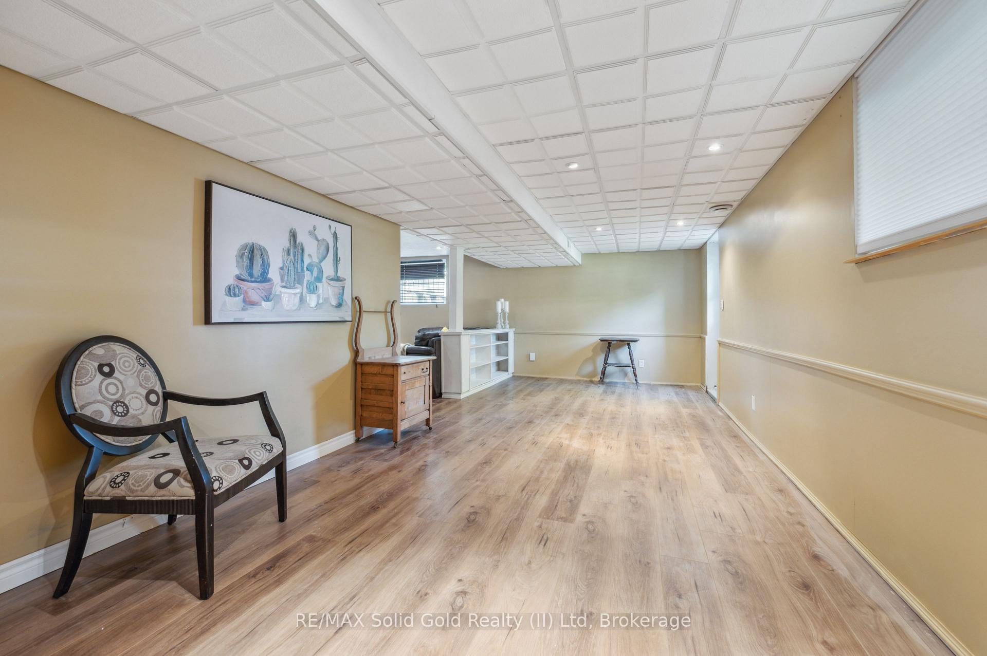 Photo 34 of 44 Sandsprings Court, Kitchener — HOMEH