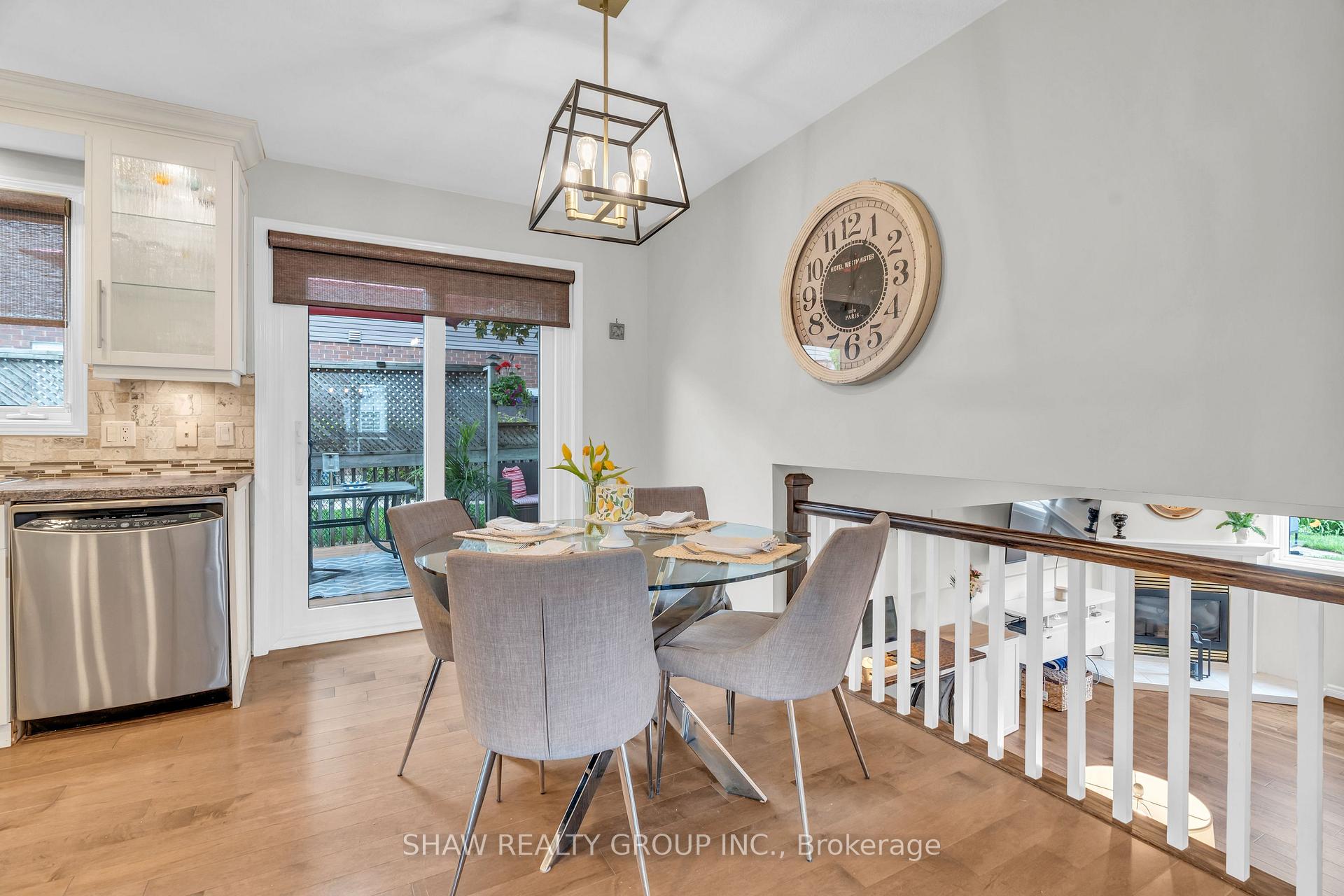 Photo 13 of 210 Misty Court, Kitchener — HOMEH
