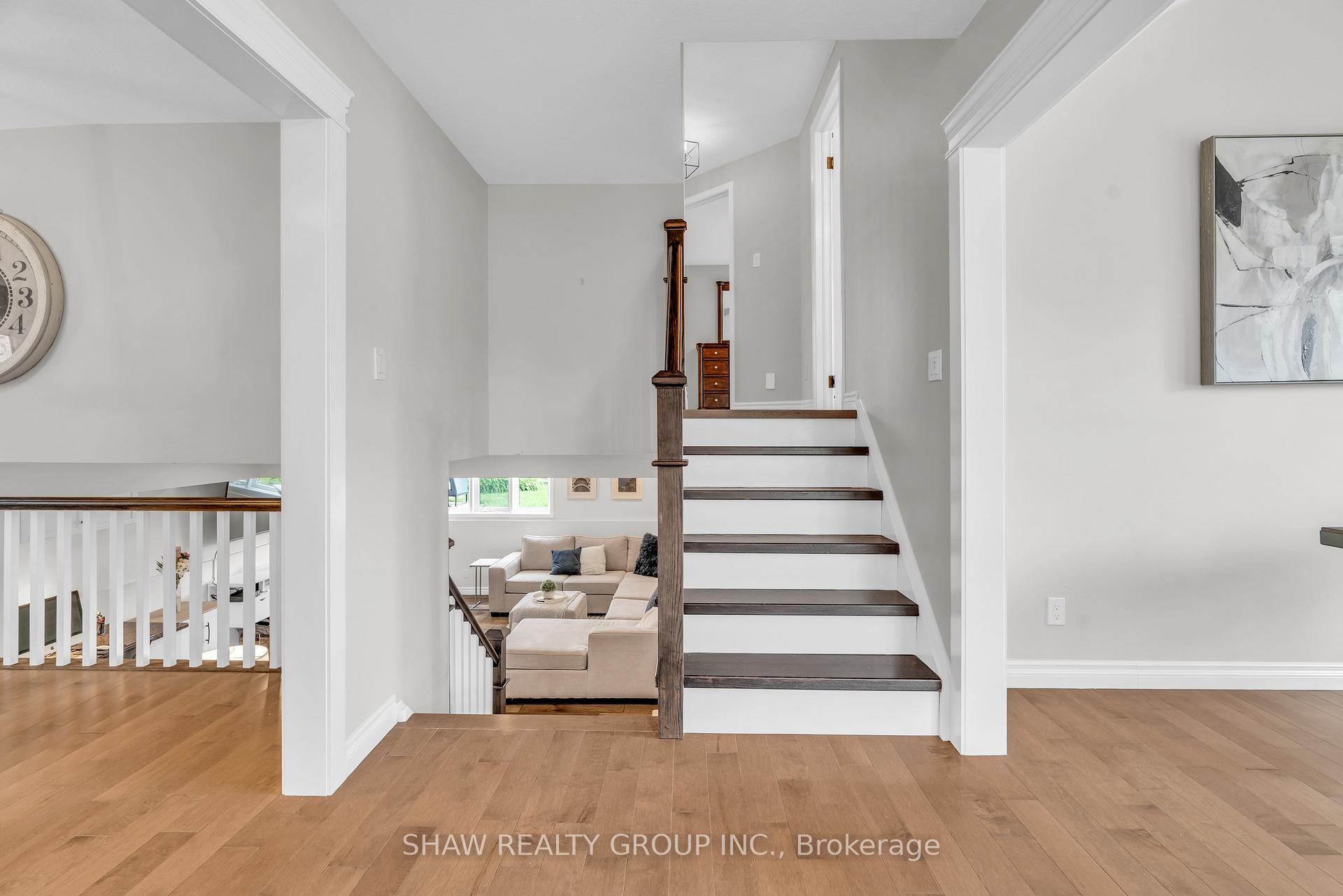 Photo 17 of 210 Misty Court, Kitchener — HOMEH