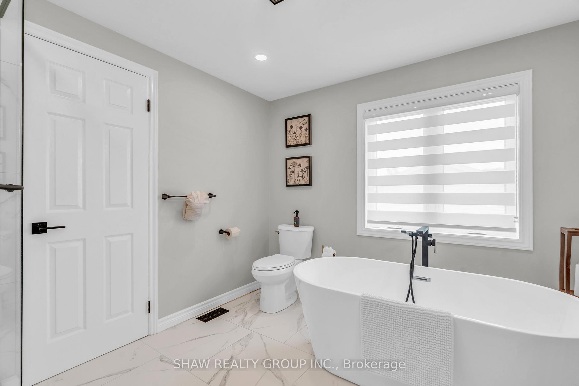 Photo 30 of 210 Misty Court, Kitchener — HOMEH
