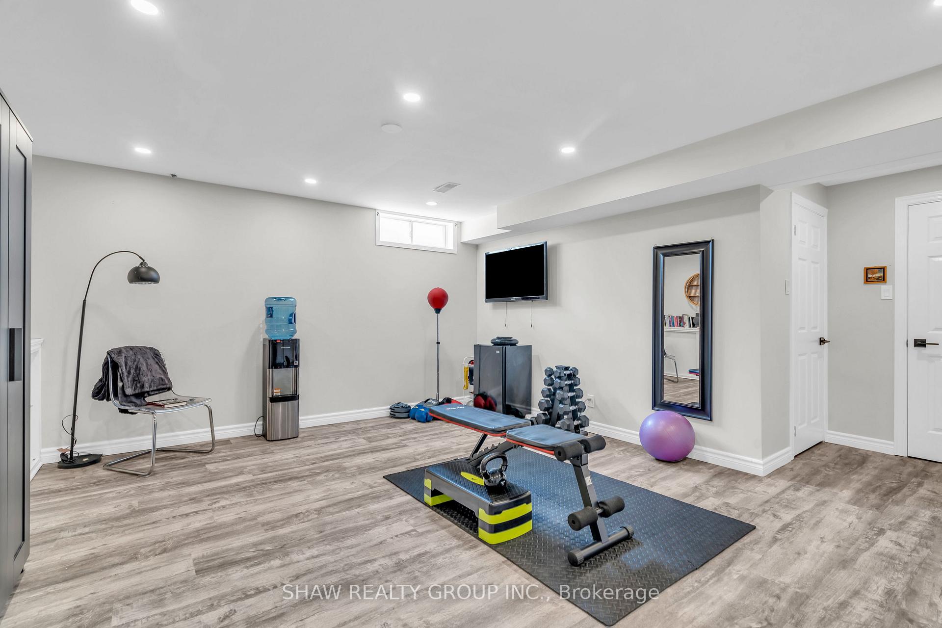 Photo 33 of 210 Misty Court, Kitchener — HOMEH