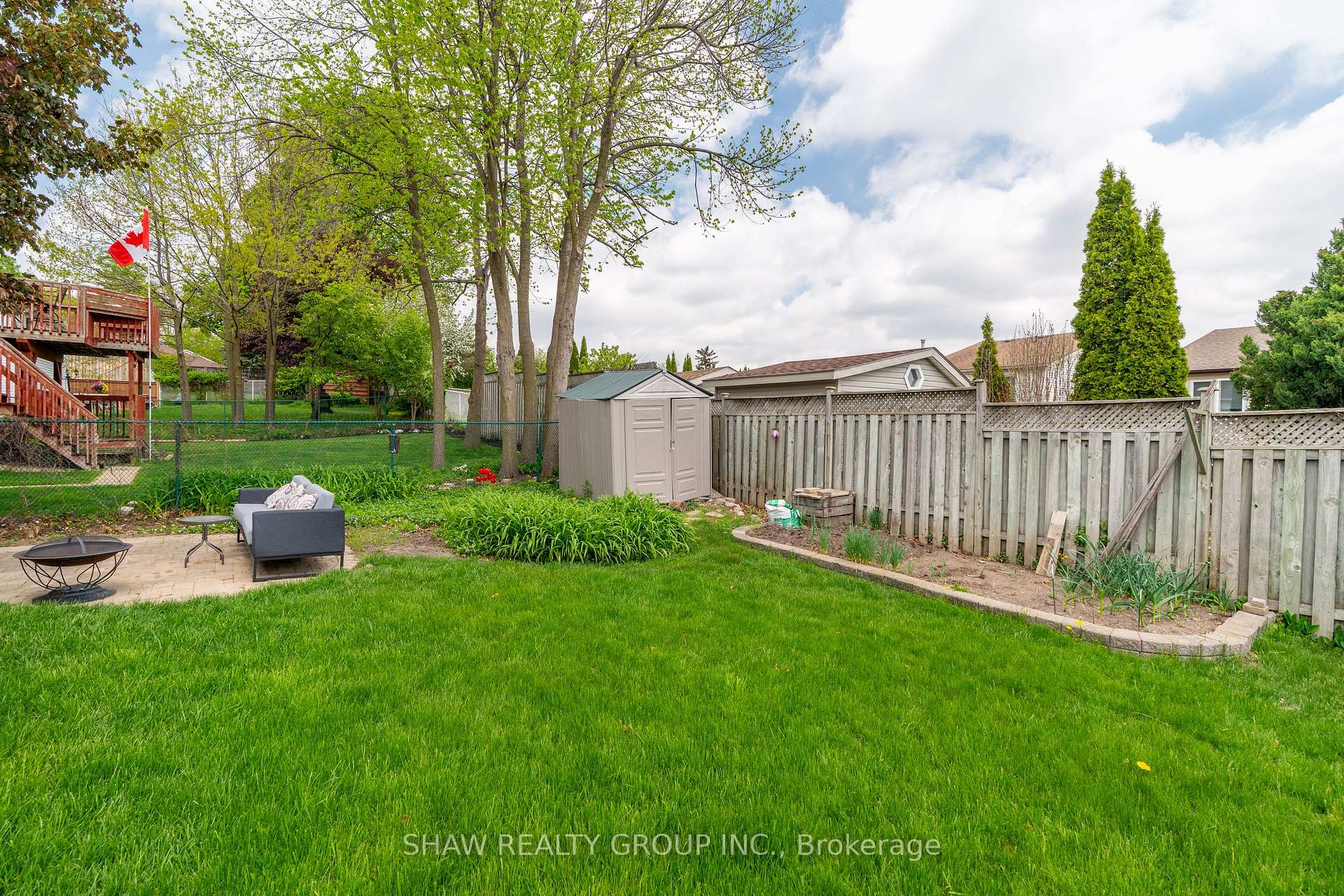Photo 40 of 210 Misty Court, Kitchener — HOMEH