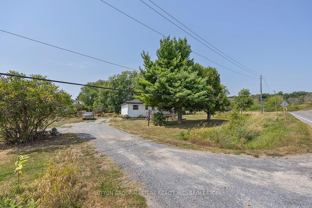Photo 3 of 1682 Joyceville Road, Kingston, Kingston East (incl CFB Kingston) — HOMEH