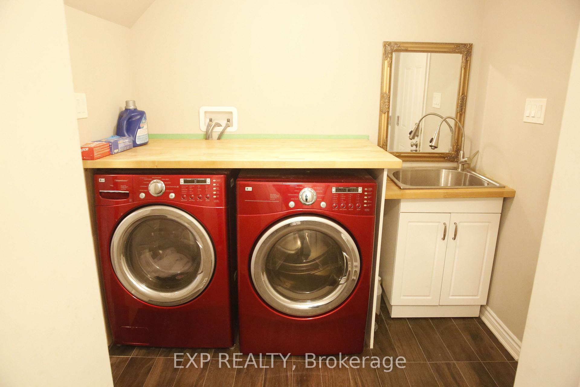 Photo 6 of Unit 10, 230 Avonsyde Boulevard, Hamilton, Waterdown — HOMEH