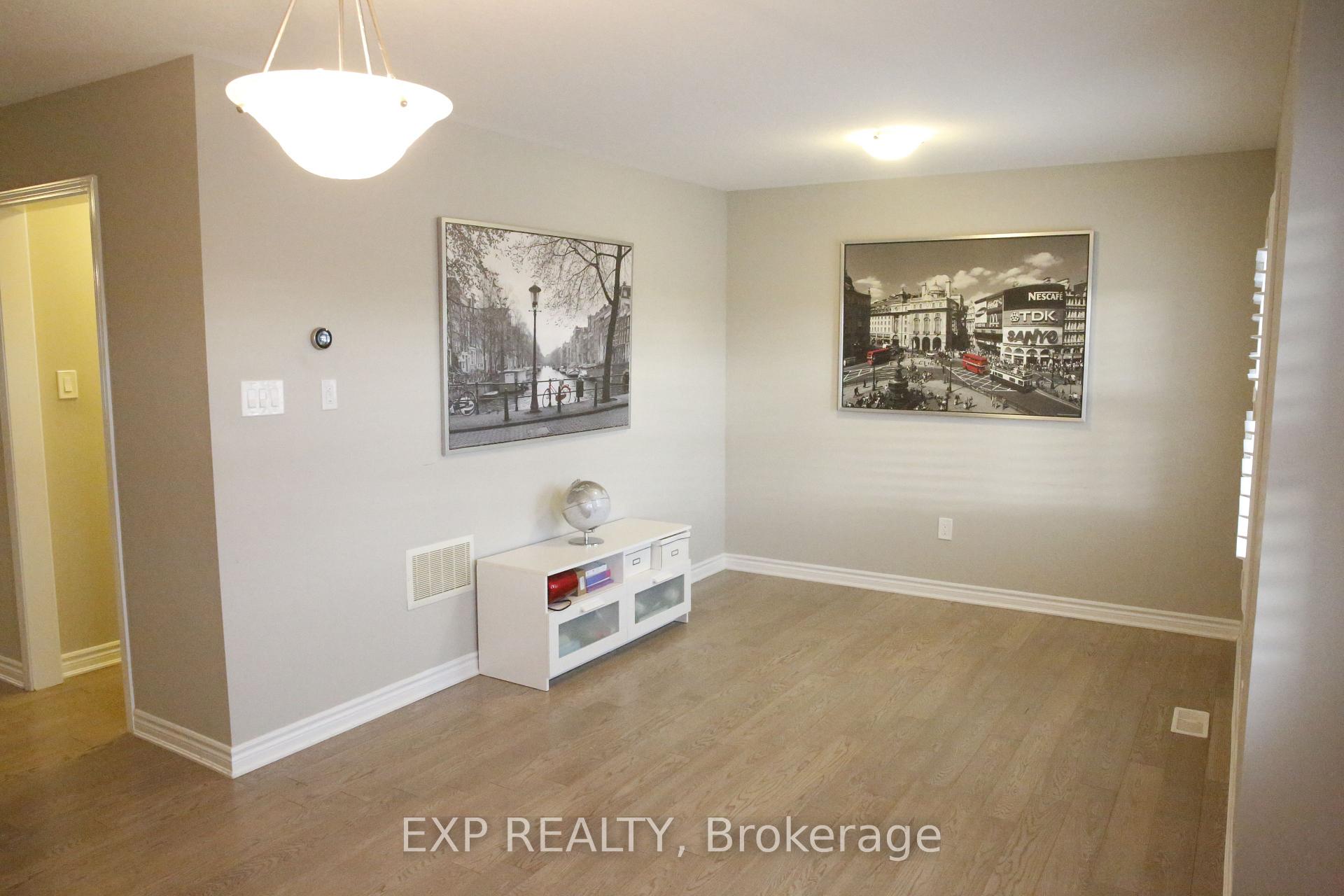 Photo 15 of Unit 10, 230 Avonsyde Boulevard, Hamilton, Waterdown — HOMEH