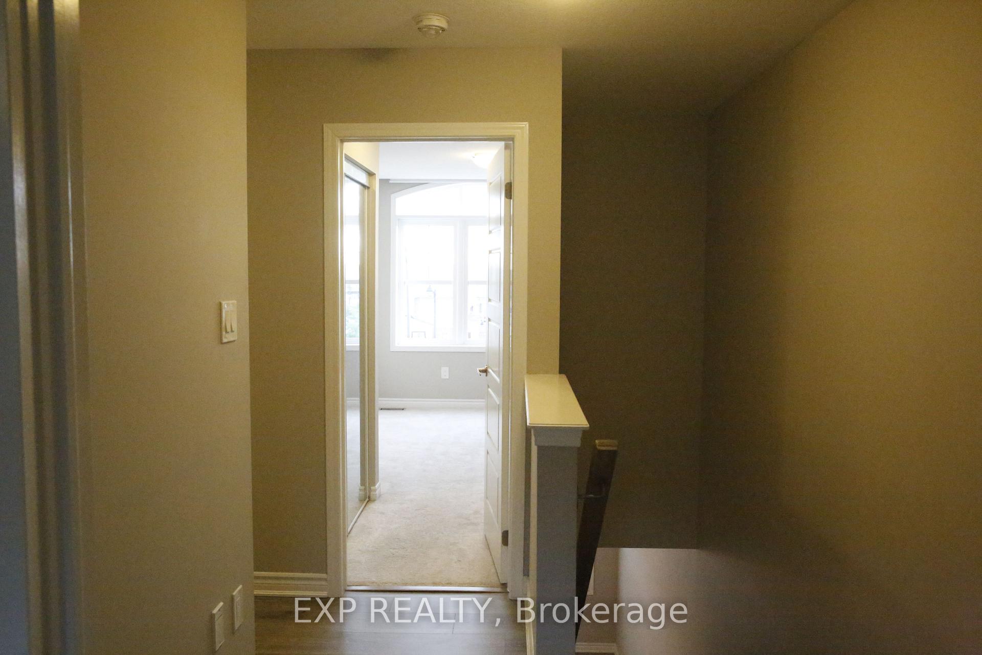 Photo 22 of Unit 10, 230 Avonsyde Boulevard, Hamilton, Waterdown — HOMEH
