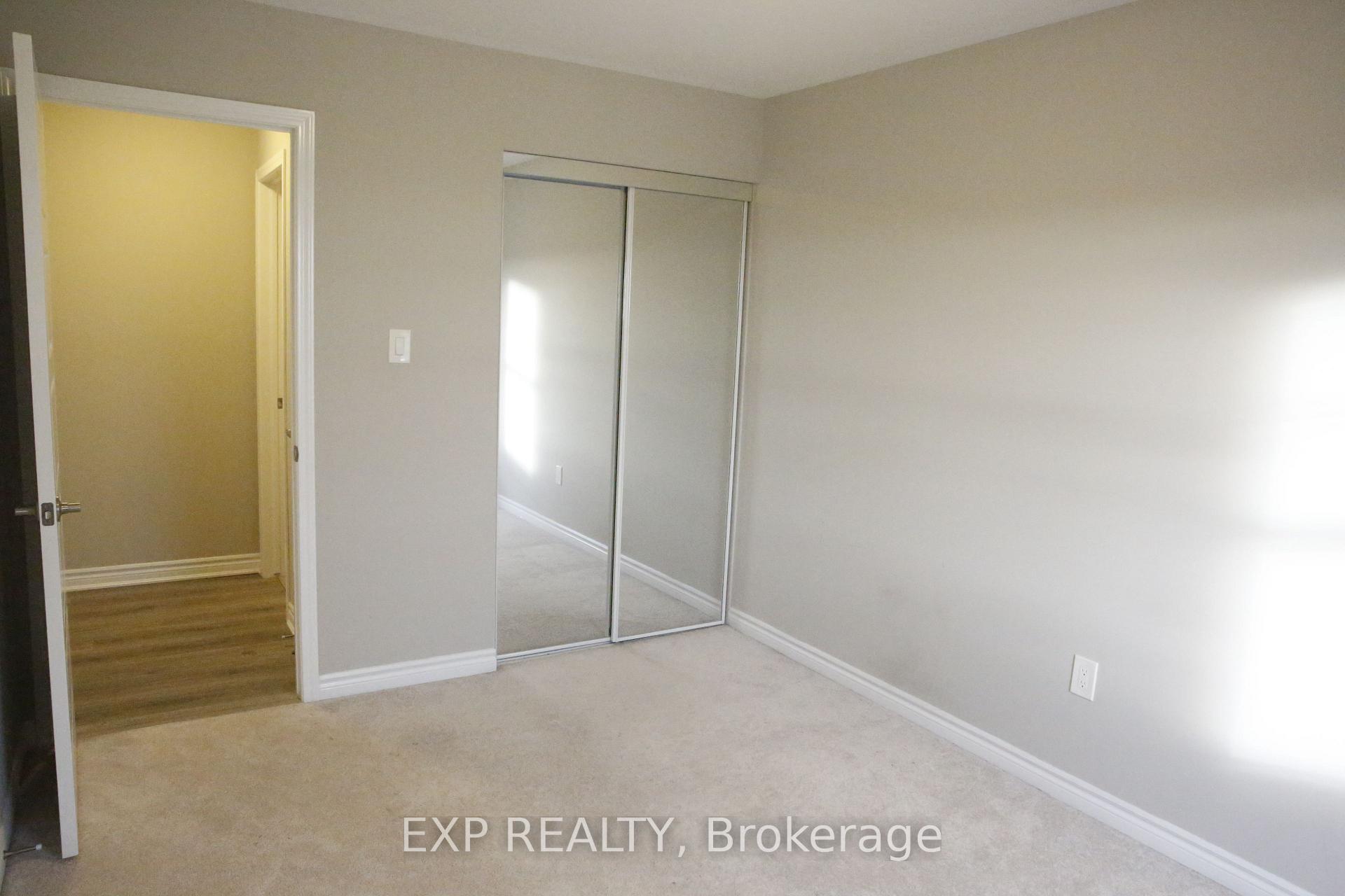 Photo 28 of Unit 10, 230 Avonsyde Boulevard, Hamilton, Waterdown — HOMEH