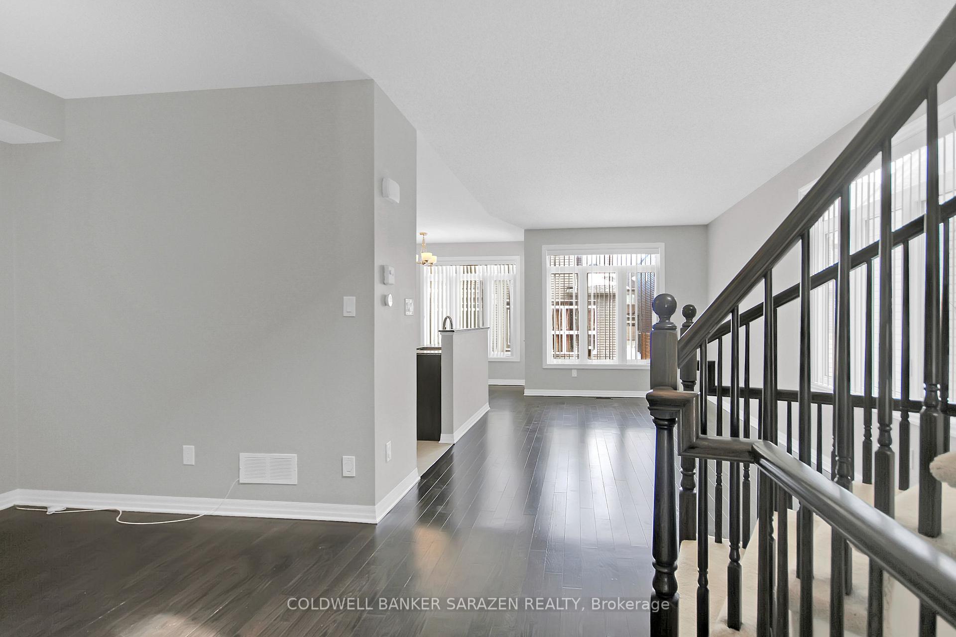 Photo 5 of 526 Rioja Street, Ottawa, Kanata - Emerald Meadows/Trailwest — HOMEH