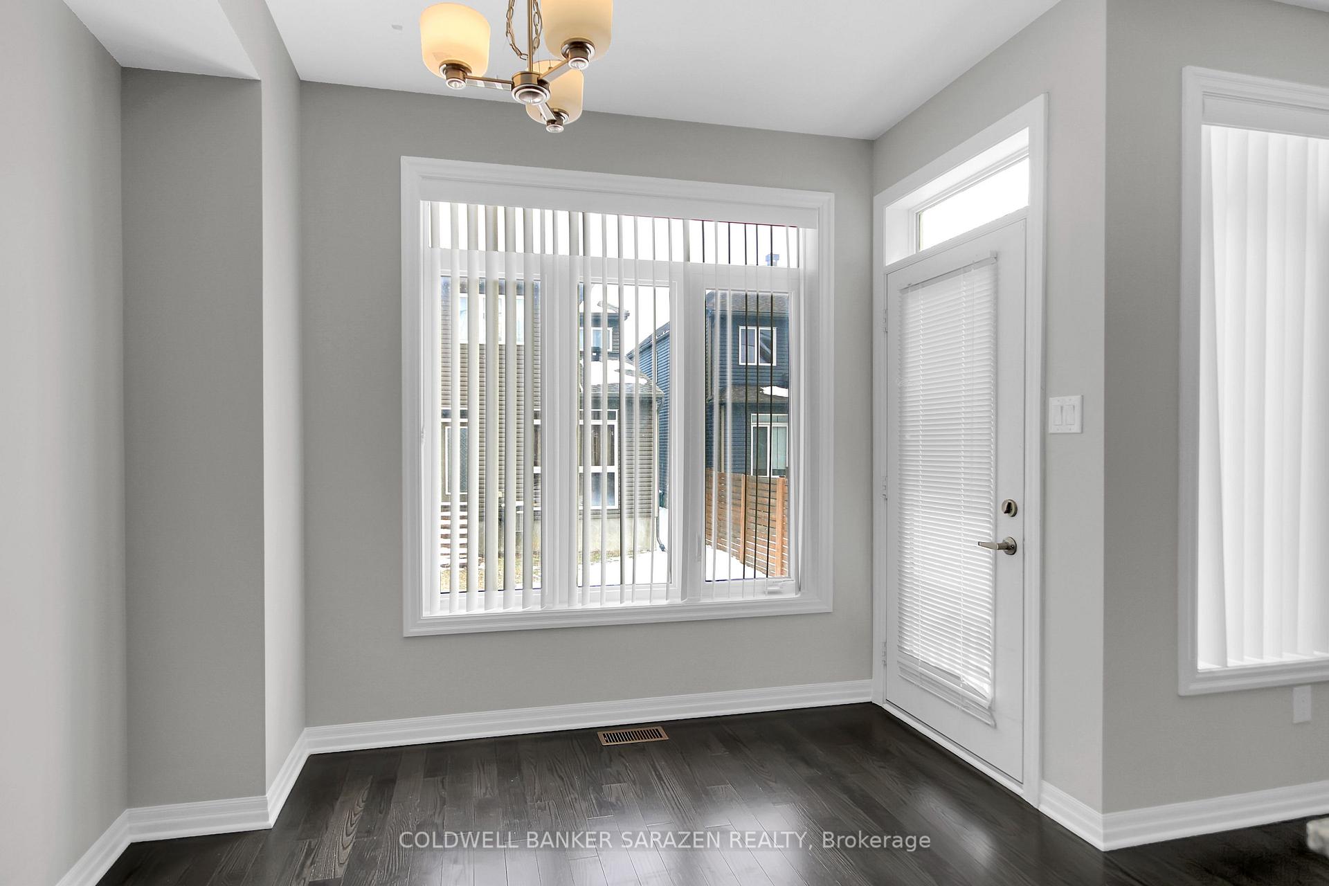 Photo 16 of 526 Rioja Street, Ottawa, Kanata - Emerald Meadows/Trailwest — HOMEH