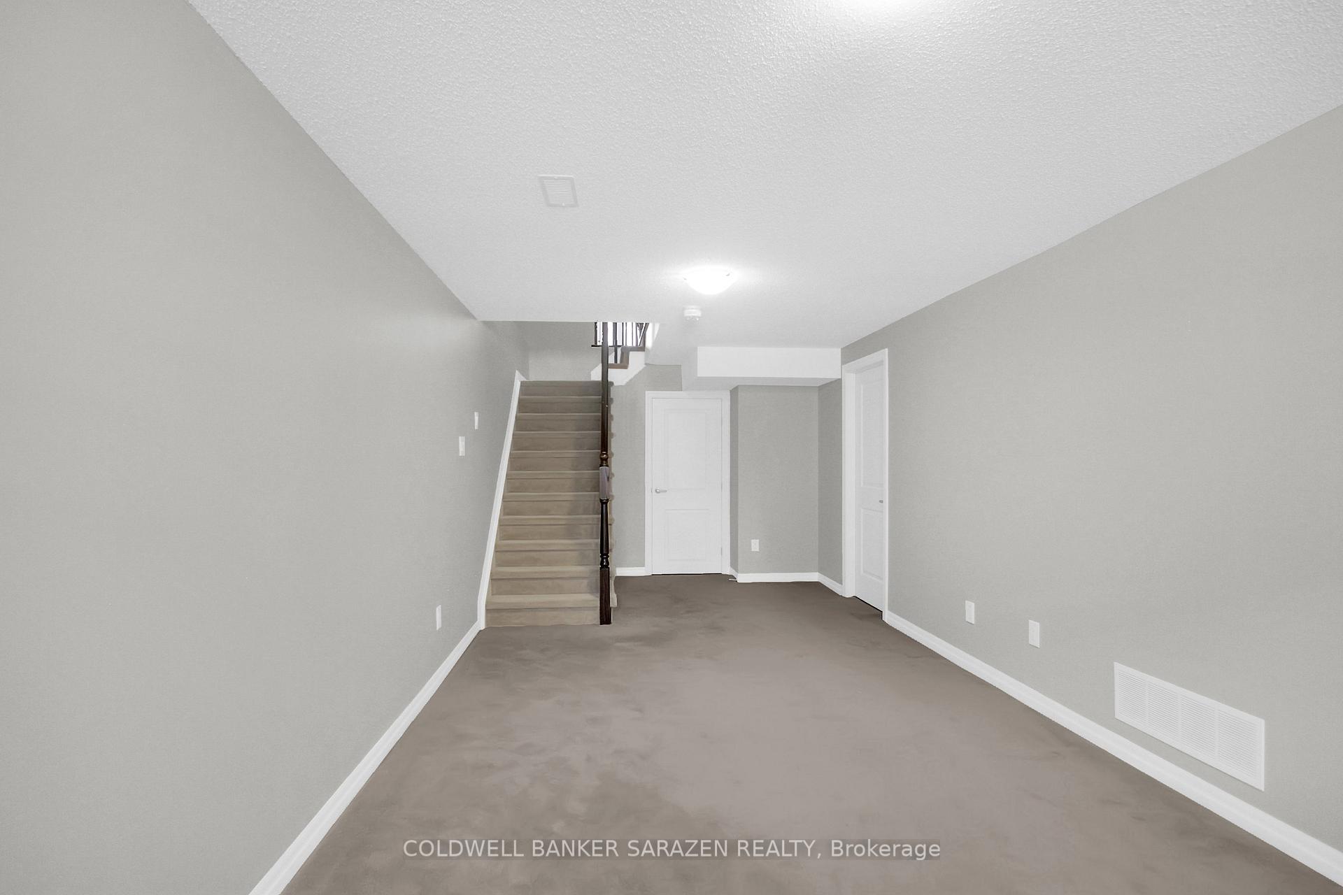 Photo 37 of 526 Rioja Street, Ottawa, Kanata - Emerald Meadows/Trailwest — HOMEH