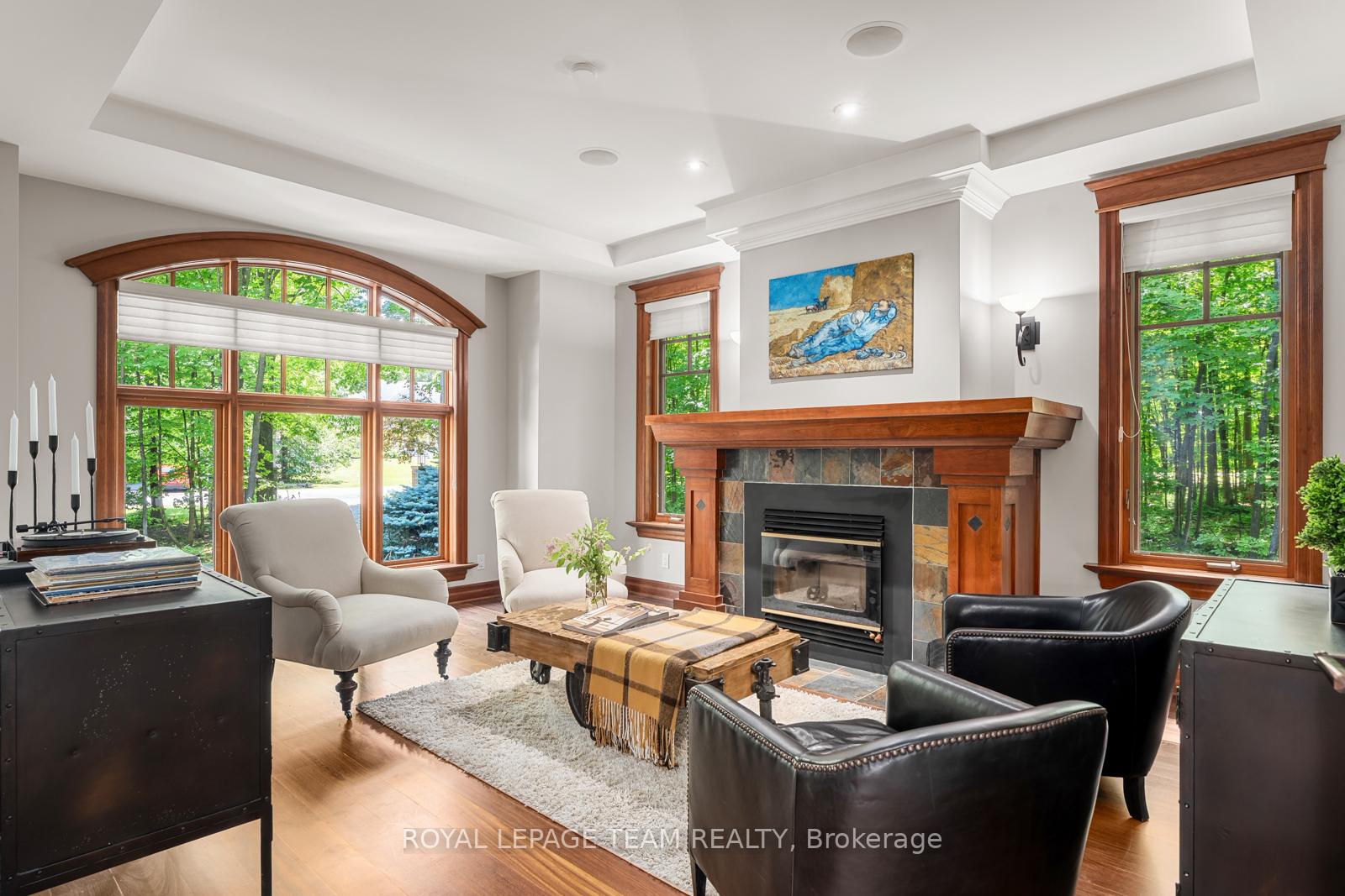Photo 10 of 33 Marchbrook Circle, Ottawa, Kanata - Rural Kanata (Central) — HOMEH