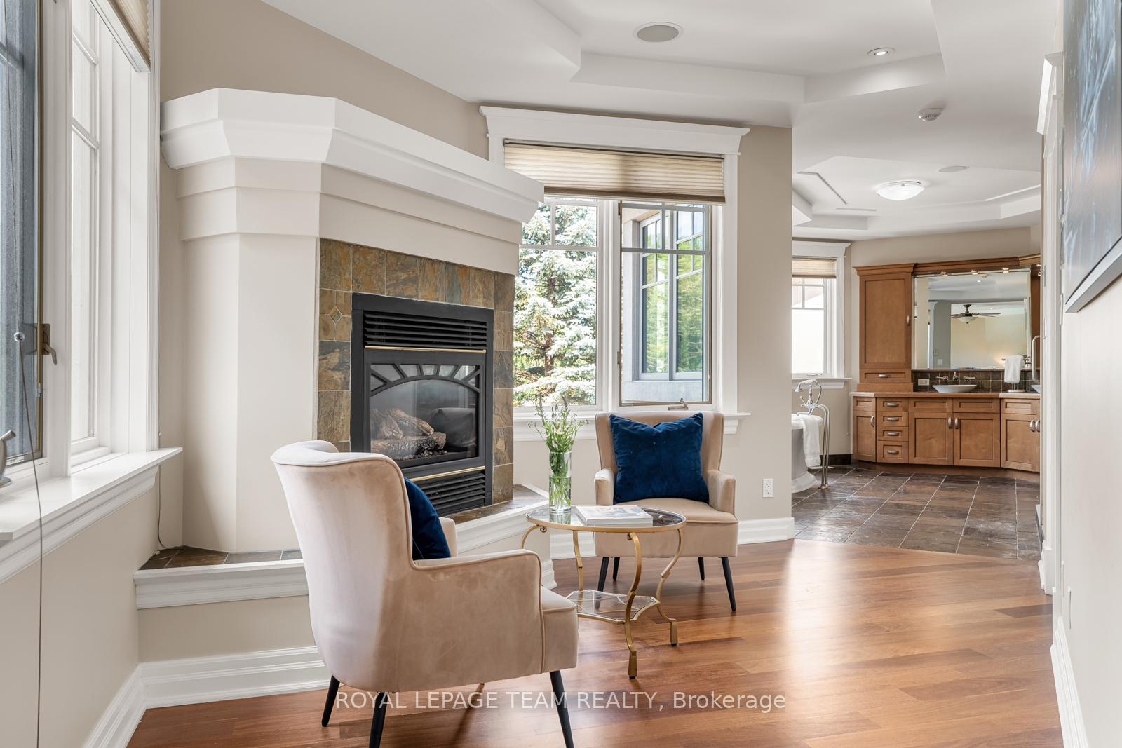 Photo 14 of 33 Marchbrook Circle, Ottawa, Kanata - Rural Kanata (Central) — HOMEH