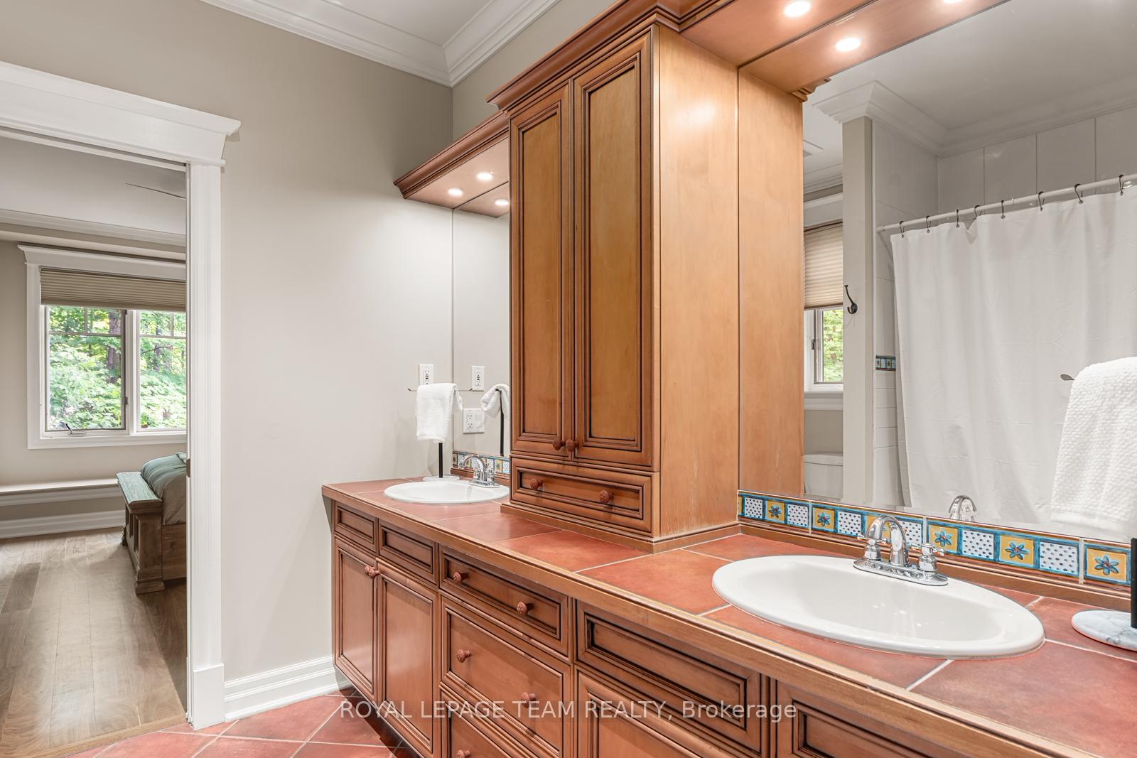 Photo 20 of 33 Marchbrook Circle, Ottawa, Kanata - Rural Kanata (Central) — HOMEH