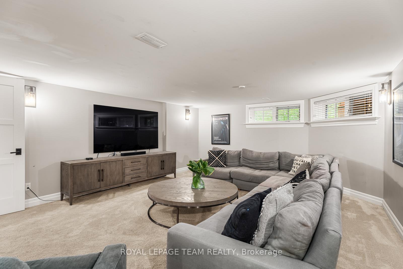 Photo 22 of 33 Marchbrook Circle, Ottawa, Kanata - Rural Kanata (Central) — HOMEH
