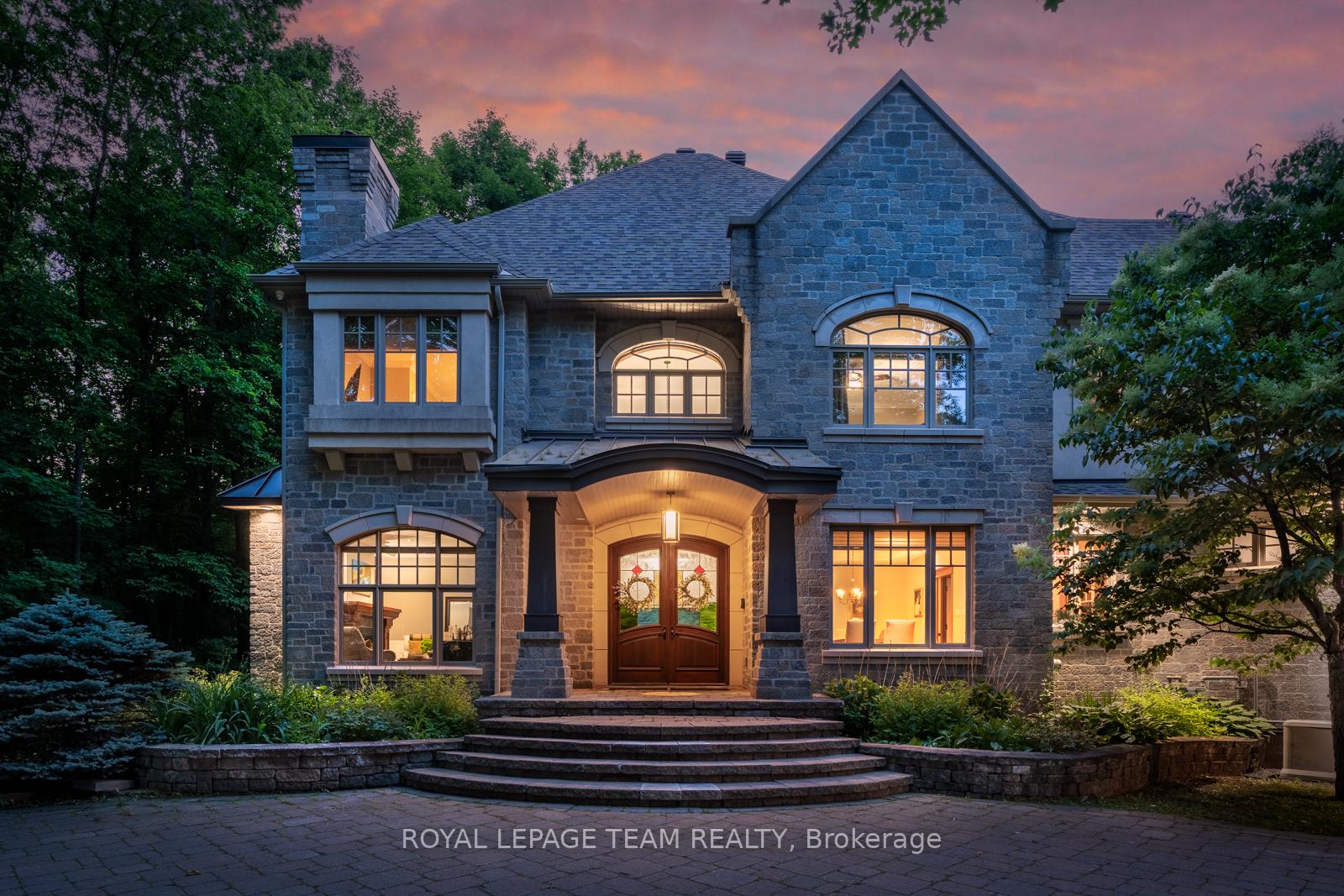 Photo 32 of 33 Marchbrook Circle, Ottawa, Kanata - Rural Kanata (Central) — HOMEH