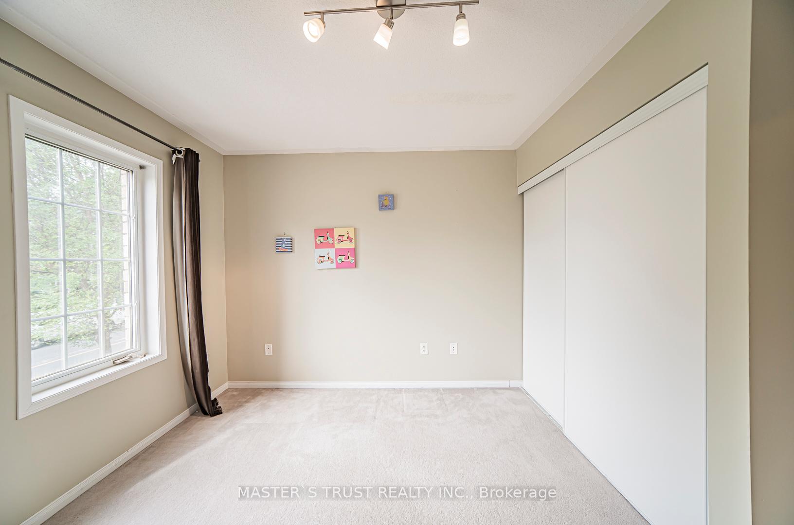 Photo 20 of 124 White's Hill Avenue, Markham, Cornell — HOMEH