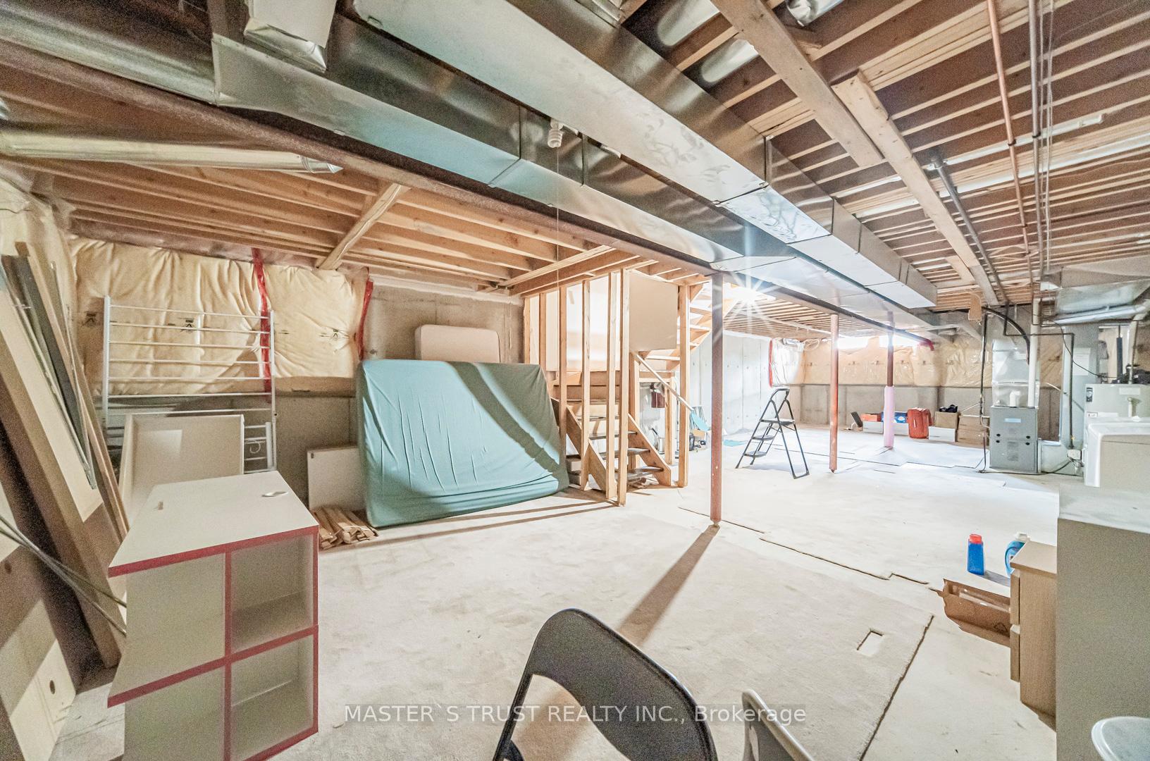 Photo 22 of 124 White's Hill Avenue, Markham, Cornell — HOMEH