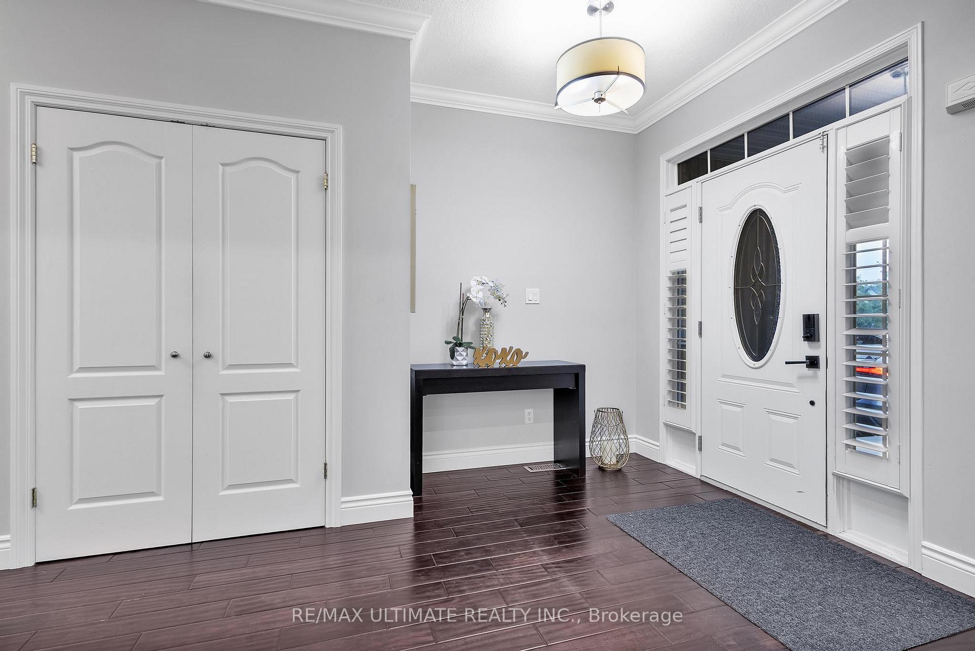 Photo 9 of 936 Manorbrook Court, Kitchener — HOMEH
