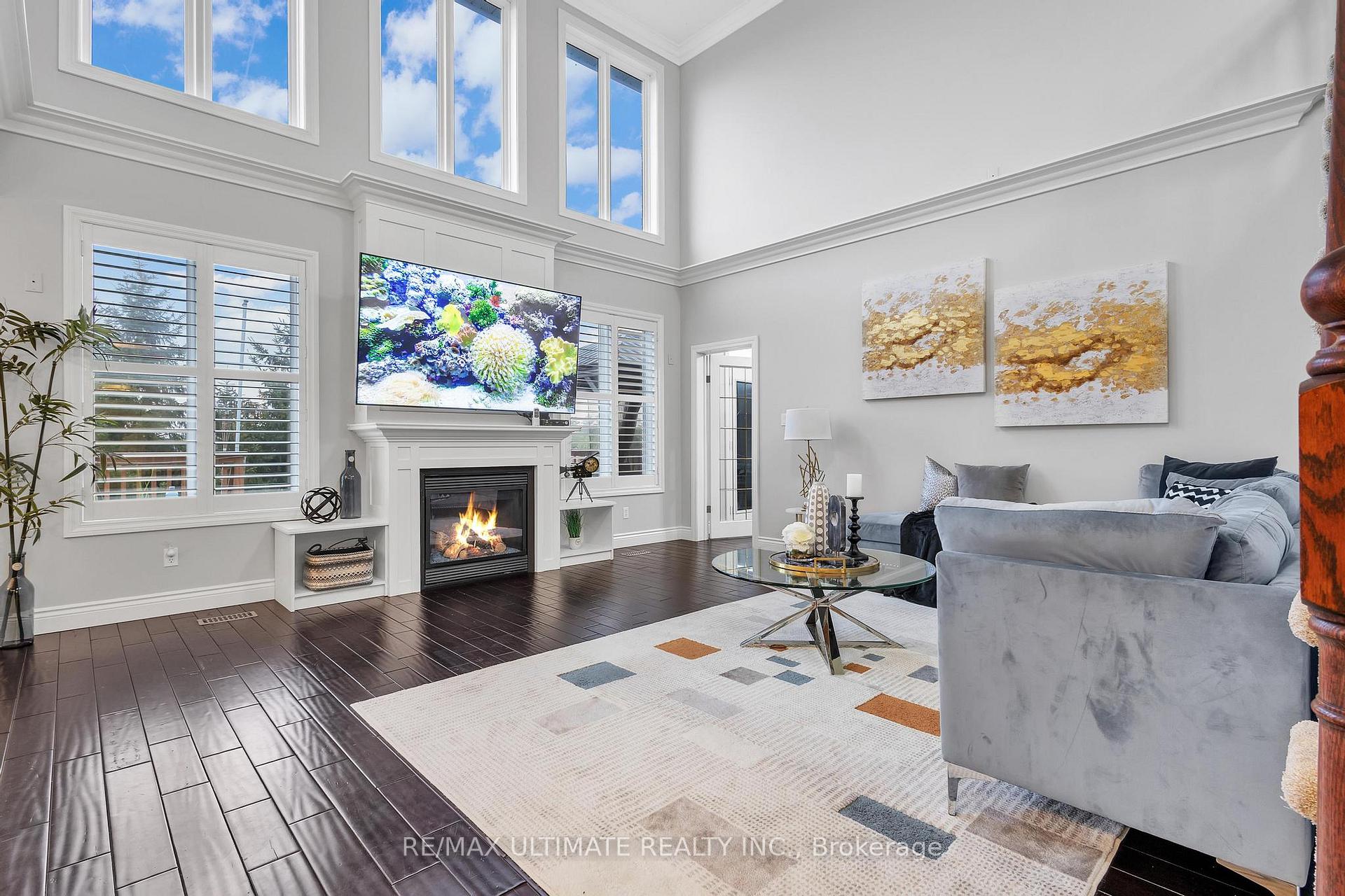 Photo 12 of 936 Manorbrook Court, Kitchener — HOMEH