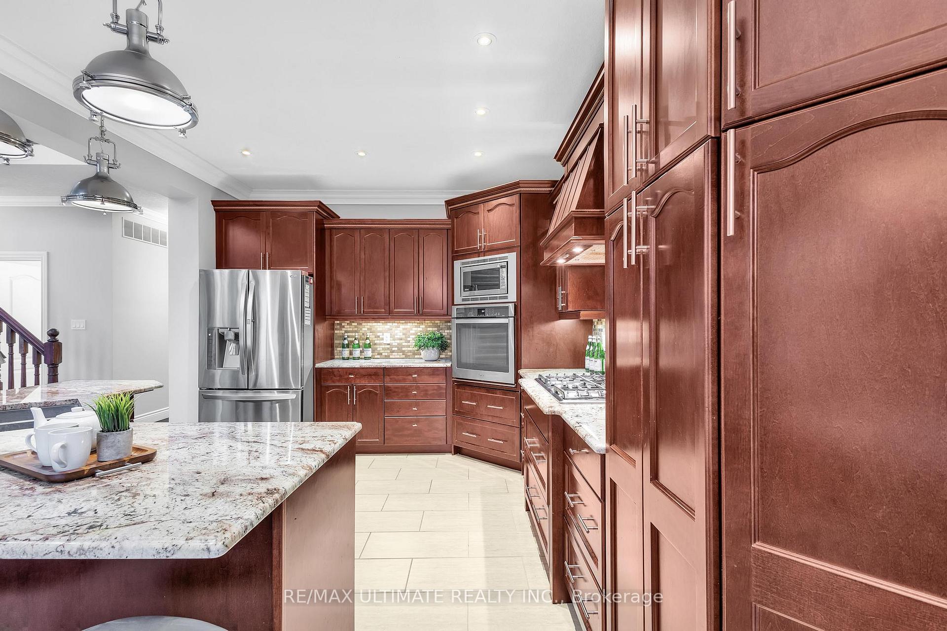 Photo 18 of 936 Manorbrook Court, Kitchener — HOMEH