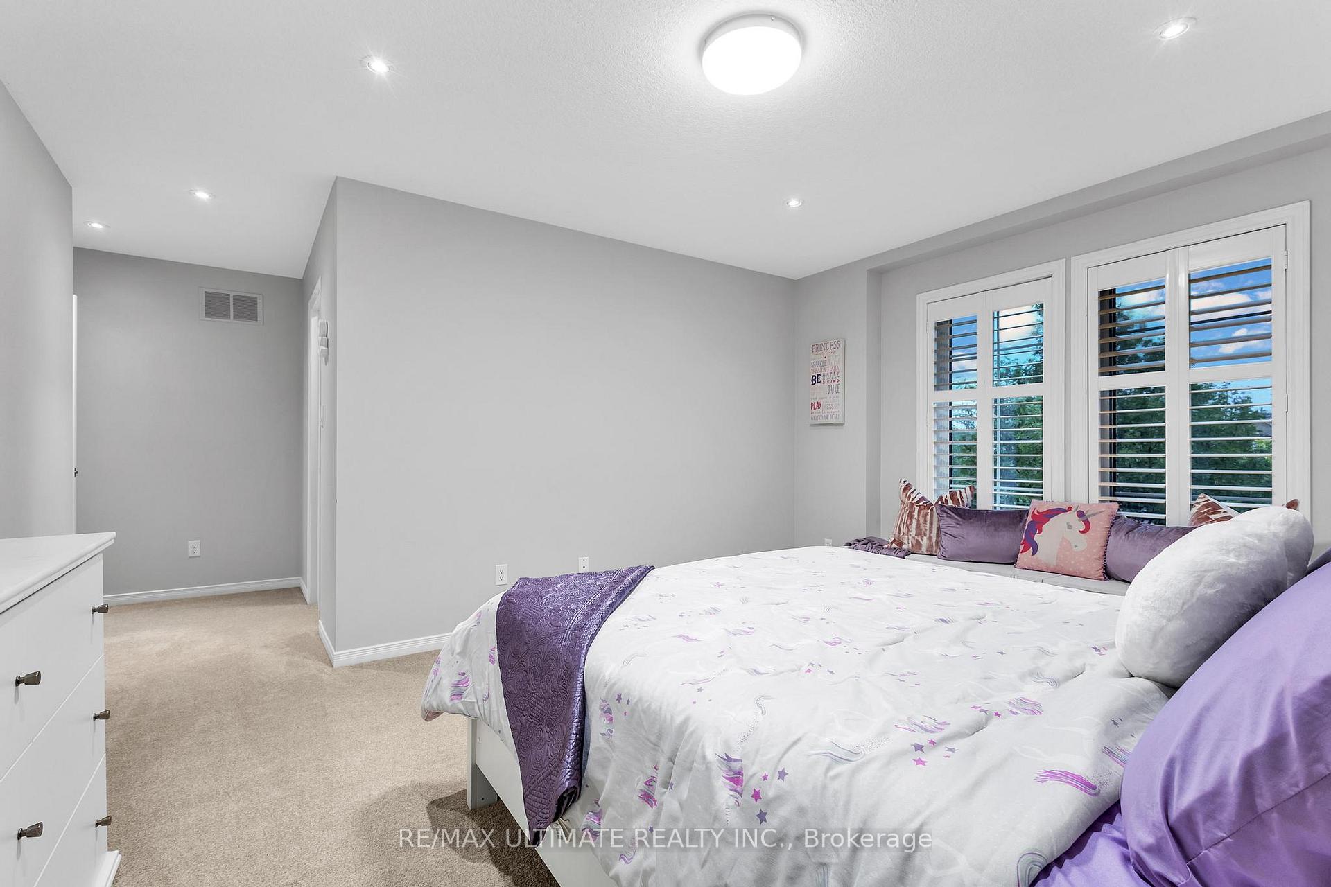 Photo 30 of 936 Manorbrook Court, Kitchener — HOMEH