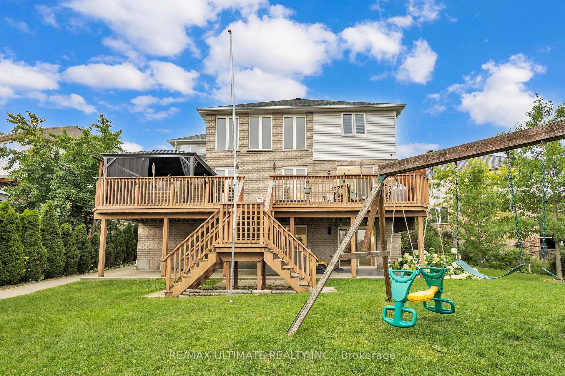 Photo 46 of 936 Manorbrook Court, Kitchener — HOMEH