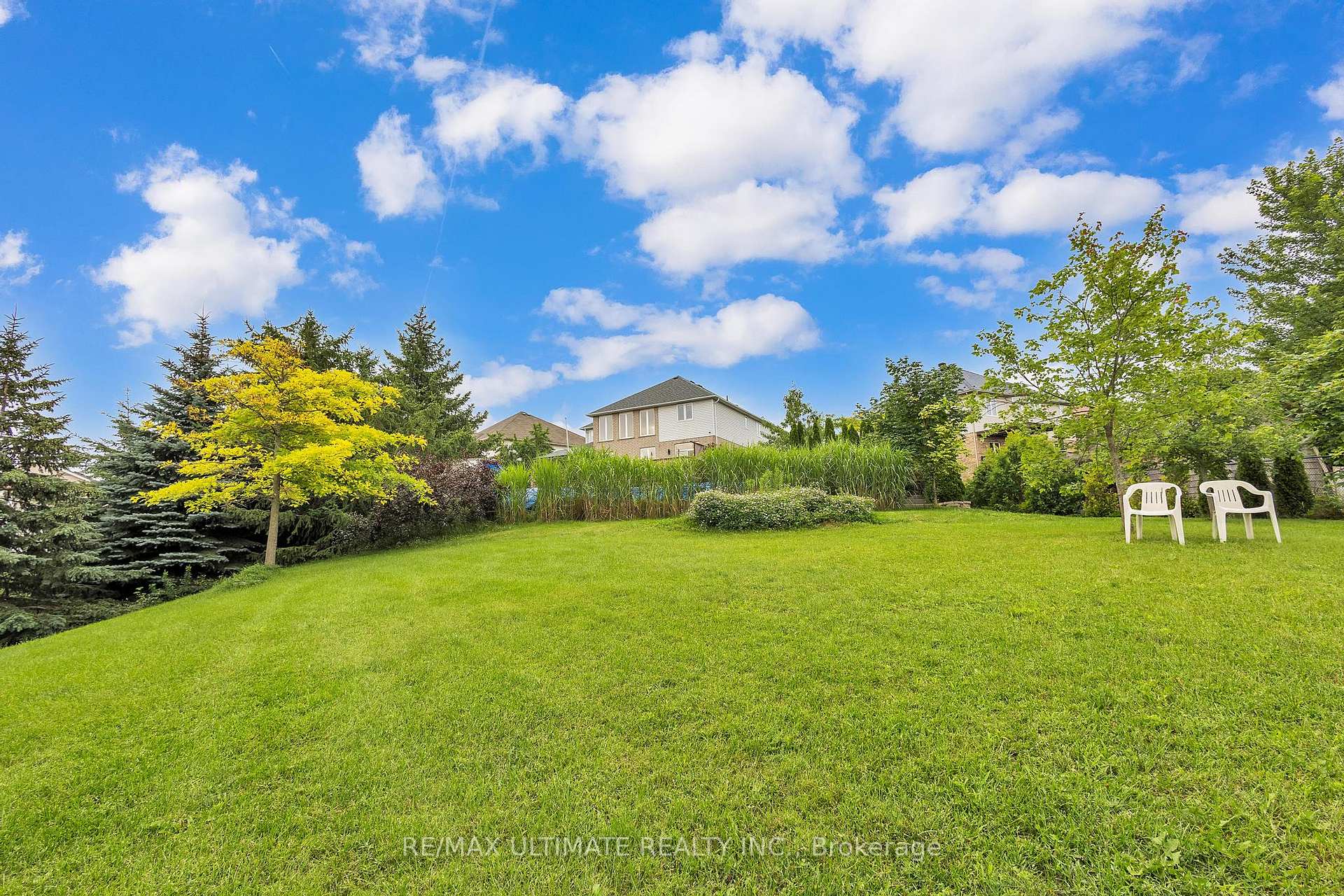 Photo 49 of 936 Manorbrook Court, Kitchener — HOMEH