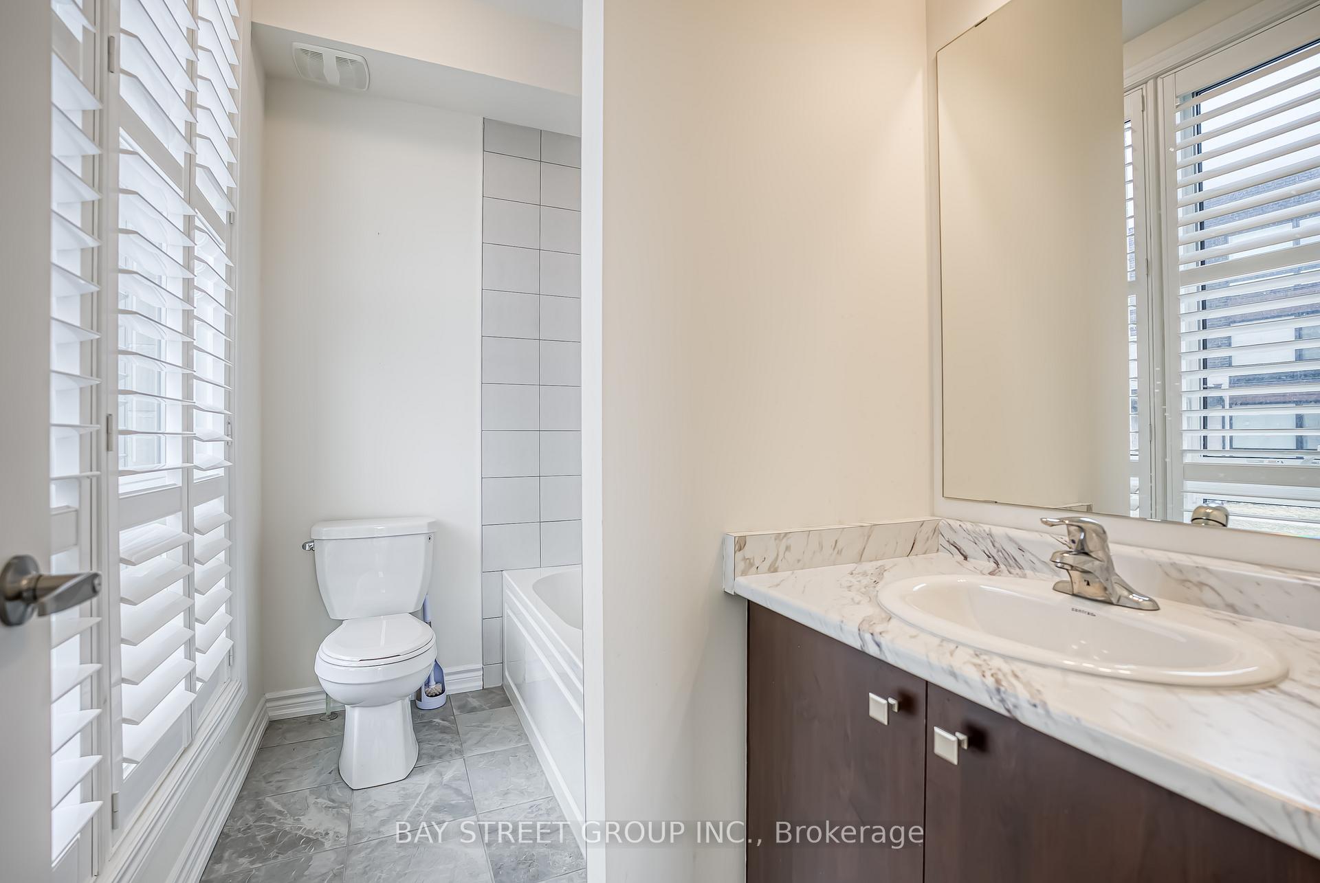 Photo 15 of 1 Breyworth Road, Markham, Victoria Square — HOMEH