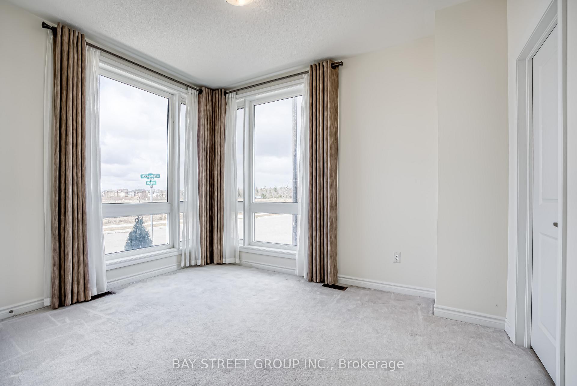 Photo 16 of 1 Breyworth Road, Markham, Victoria Square — HOMEH